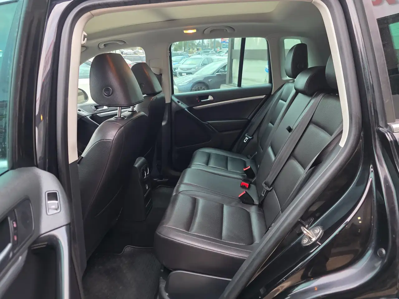 Volkswagen Tiguan снимка Volkswagen Tiguan