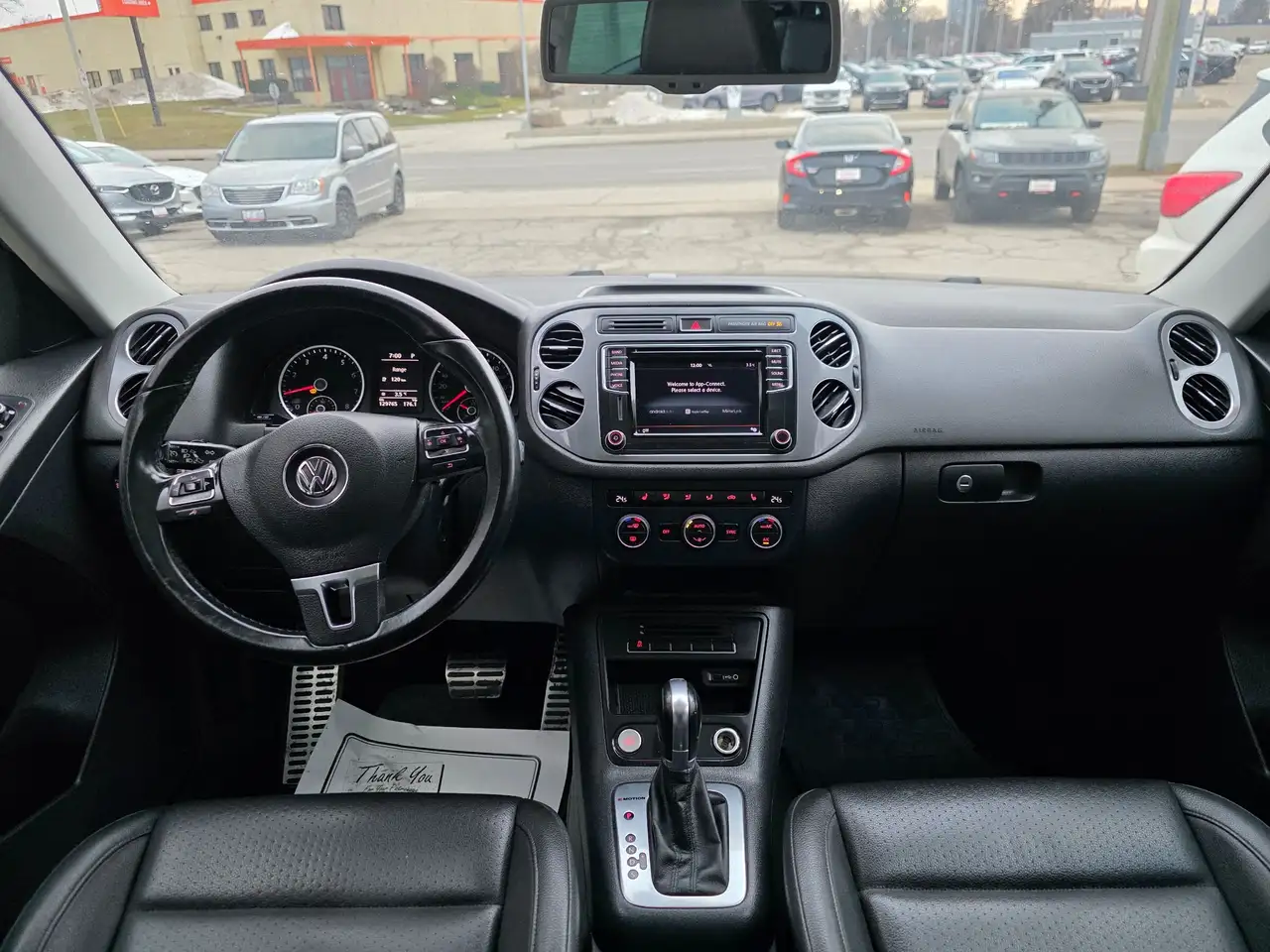 Volkswagen Tiguan снимка Volkswagen Tiguan