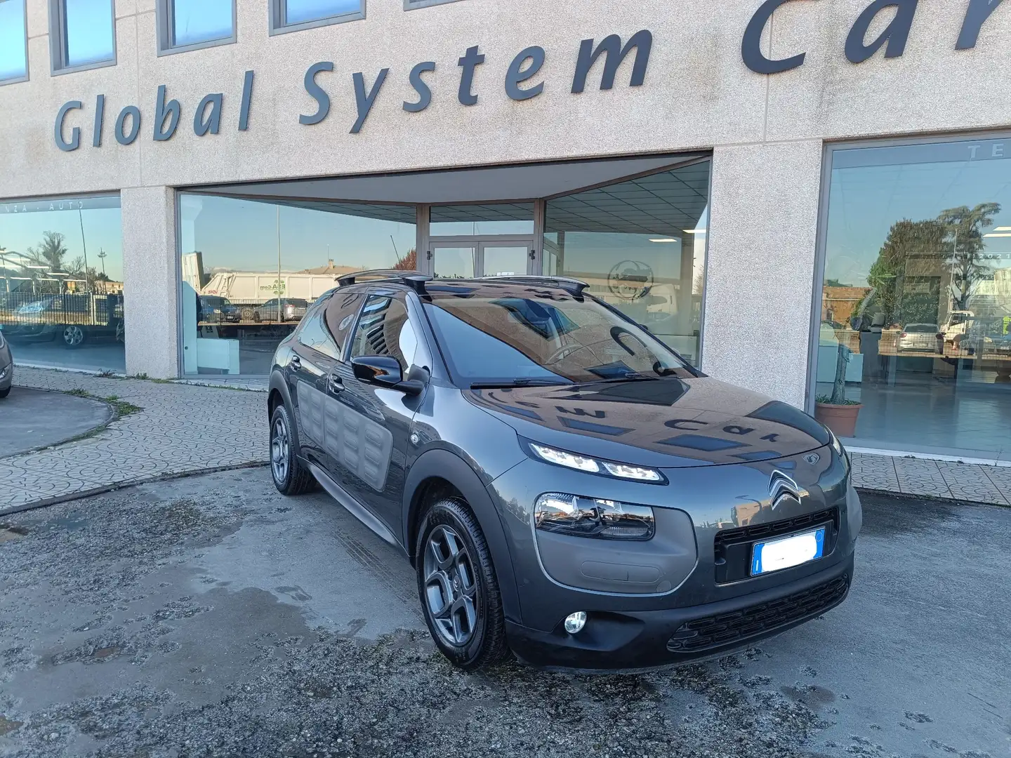Citroen C4 Cactus 1.6 E-HDi 92 cv ETG6 automatica Grigio - 1