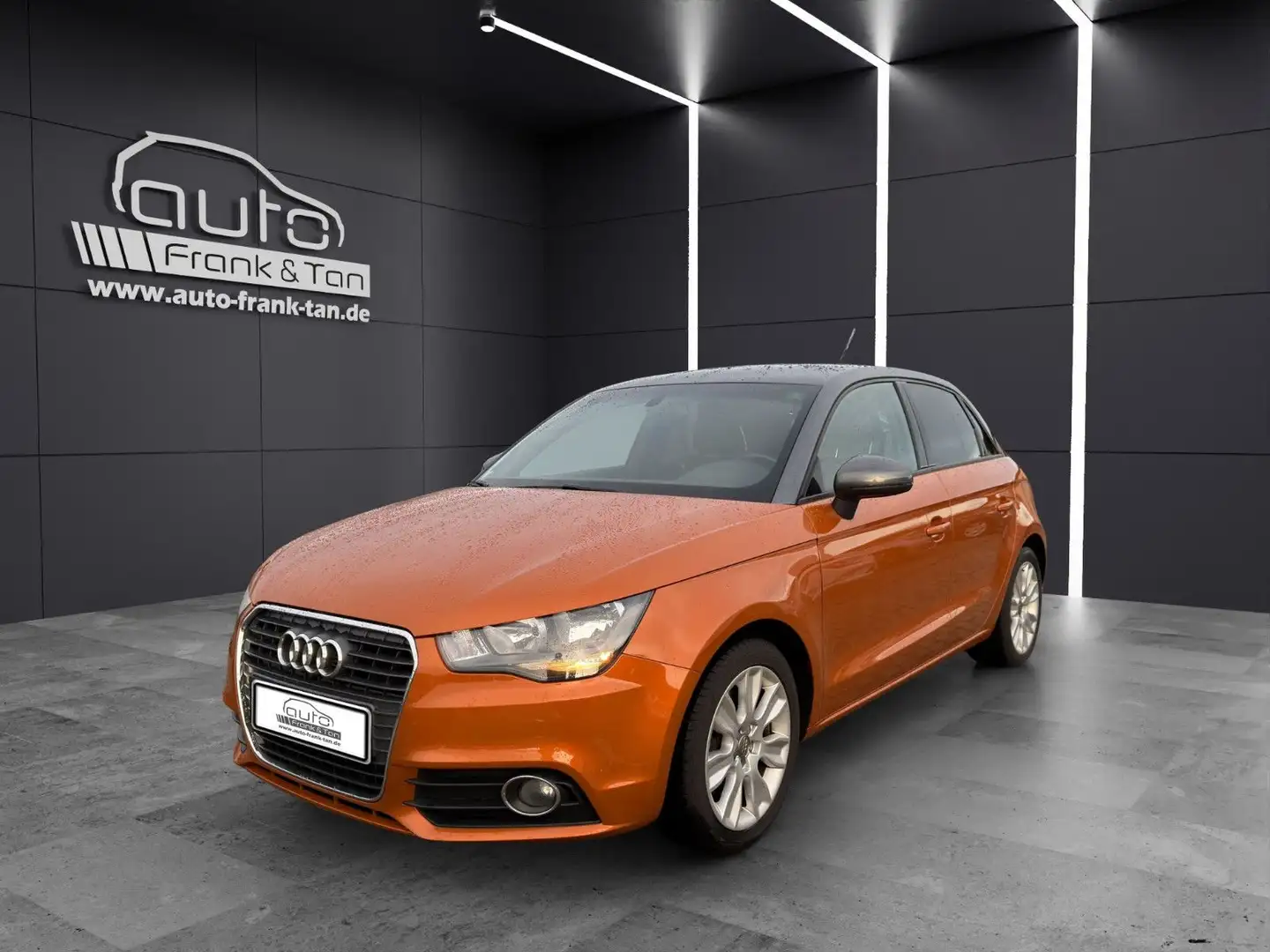 Audi A1 Sportback*Automatik*Sport*Bluetooth*PDC*1Hand Orange - 1