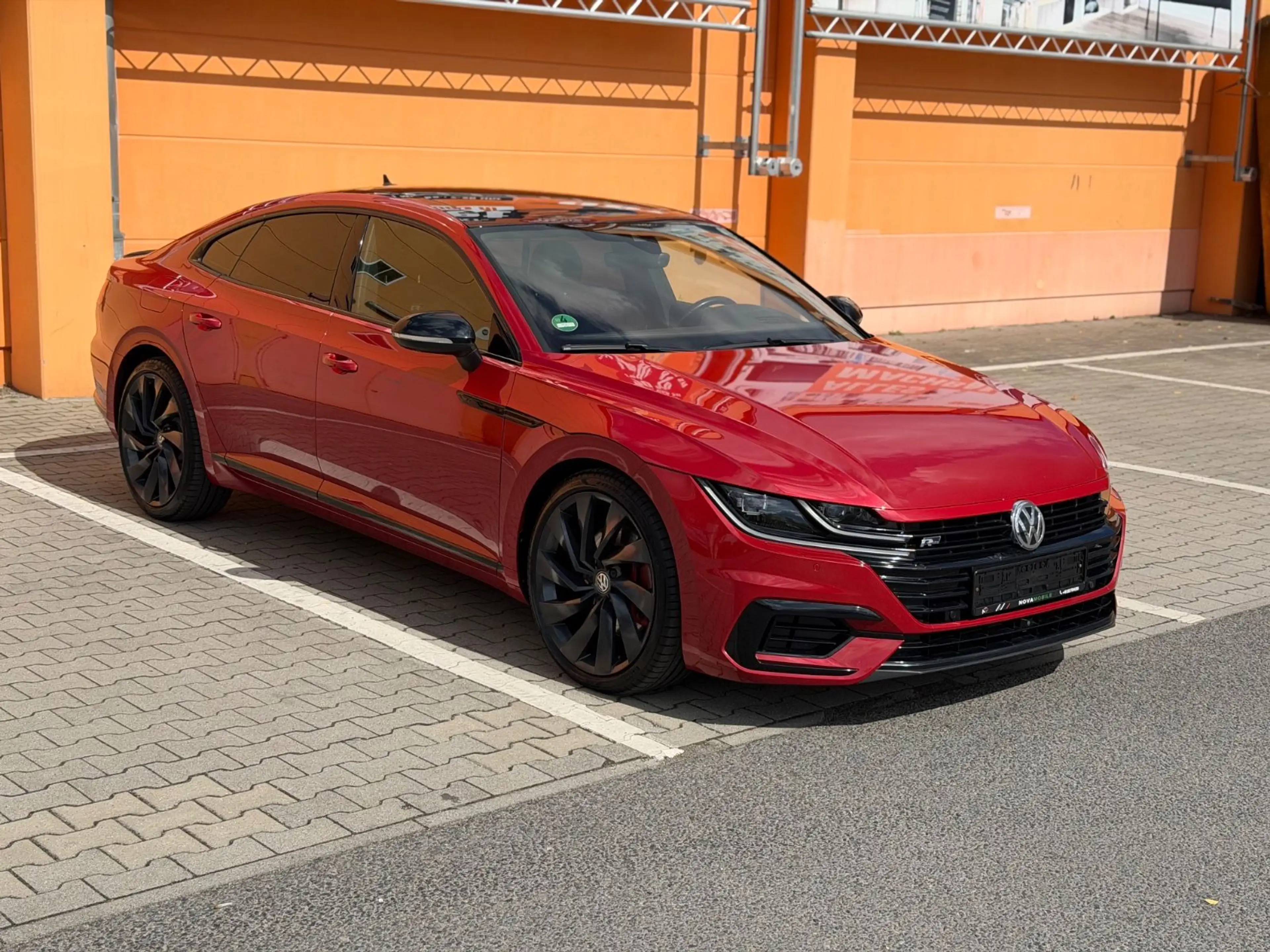 Volkswagen Arteon R-Line 4Motion  HD-UP/ACC/DYNAUD/KEYLESS — photo 3