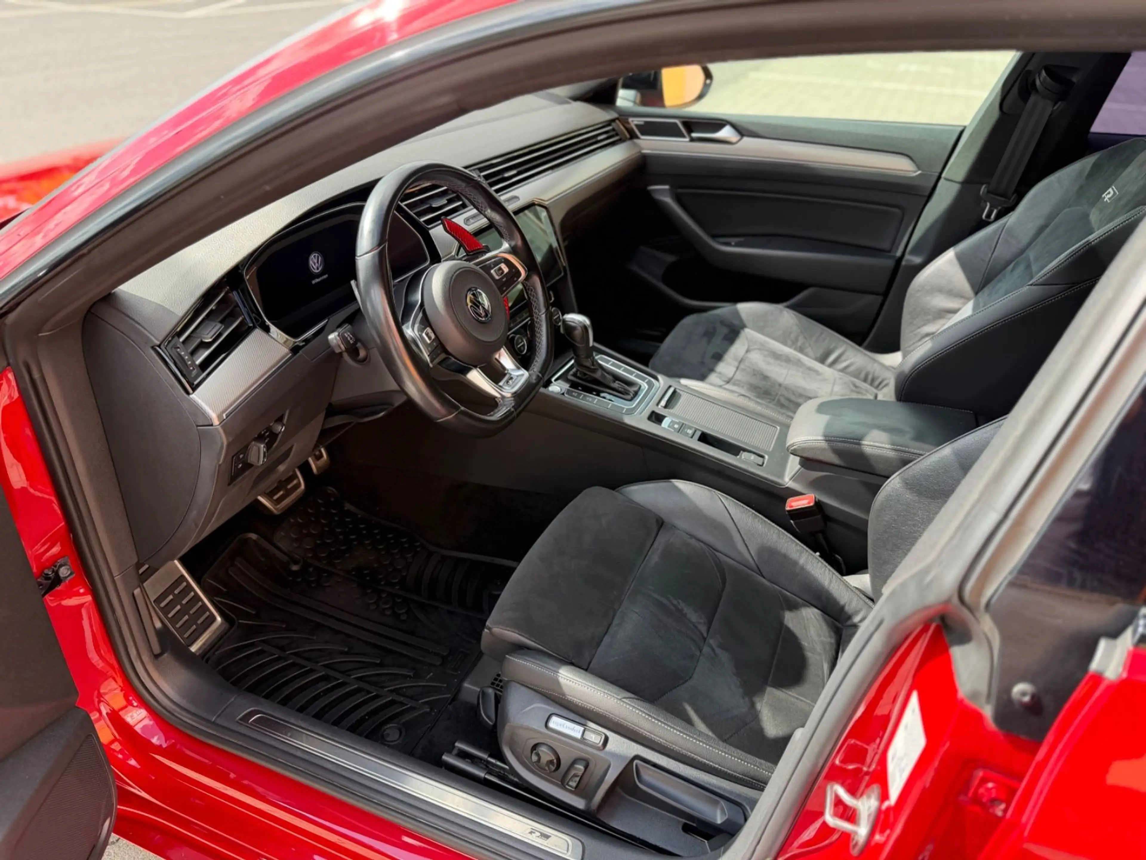 Volkswagen Arteon R-Line 4Motion  HD-UP/ACC/DYNAUD/KEYLESS — photo 15