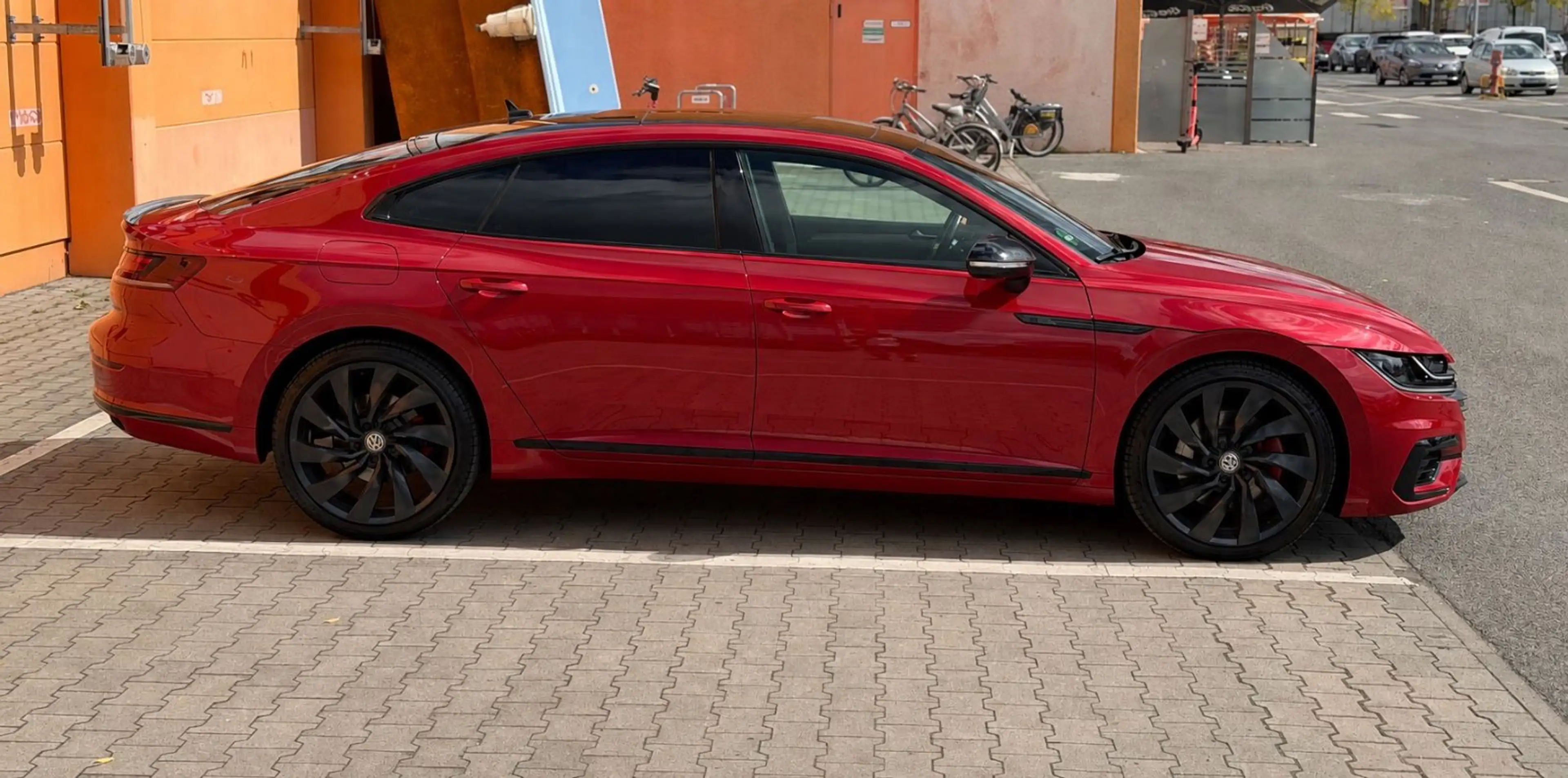 Volkswagen Arteon R-Line 4Motion  HD-UP/ACC/DYNAUD/KEYLESS — photo 4