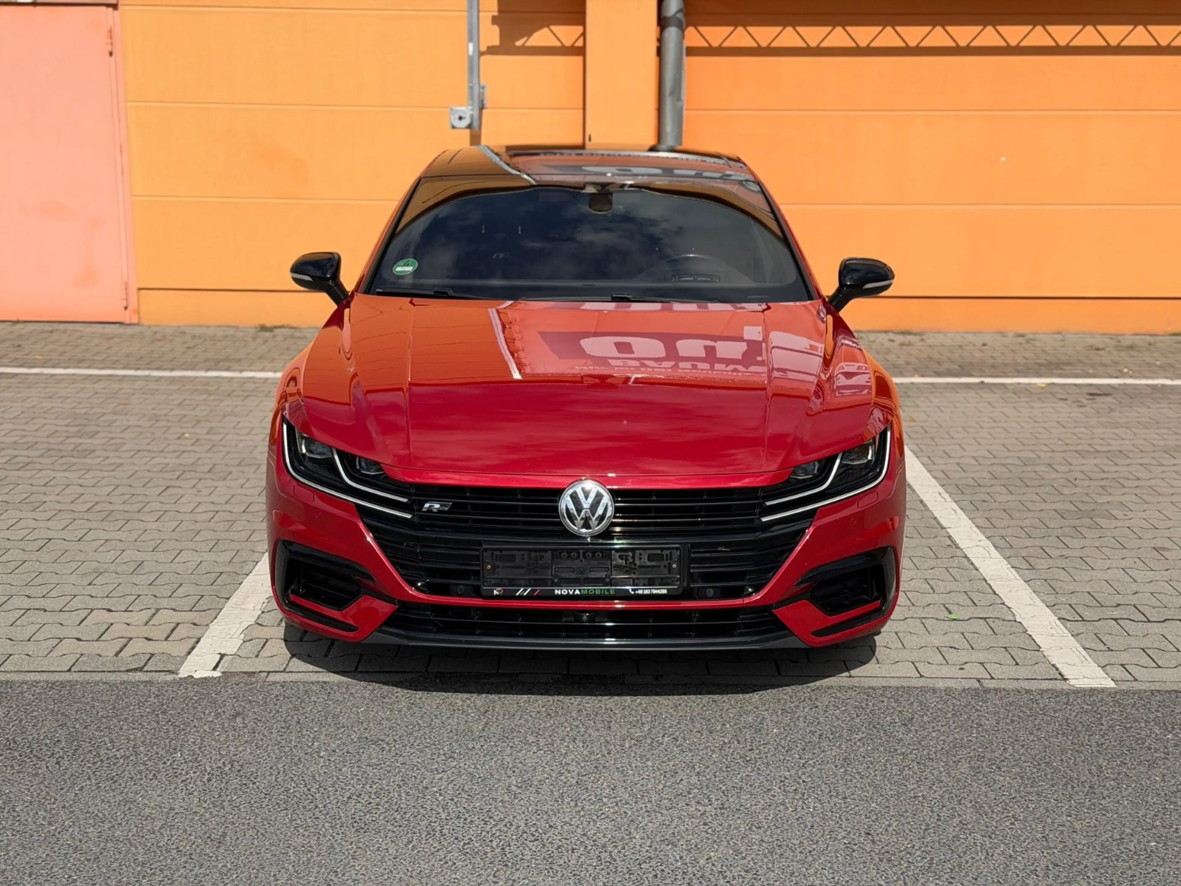 Volkswagen Arteon R-Line 4Motion  HD-UP/ACC/DYNAUD/KEYLESS — photo 2
