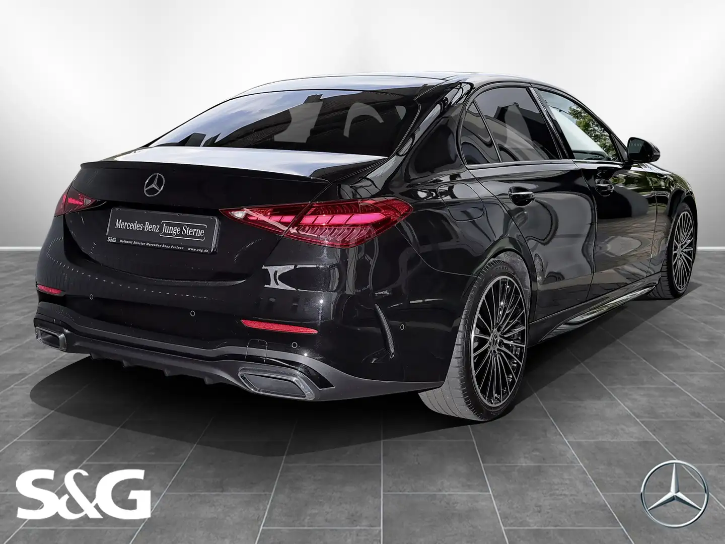 Mercedes-Benz C 300 AMG PANORAMA+DISTRONIC+CARPLAY+360°+19" Schwarz - 2