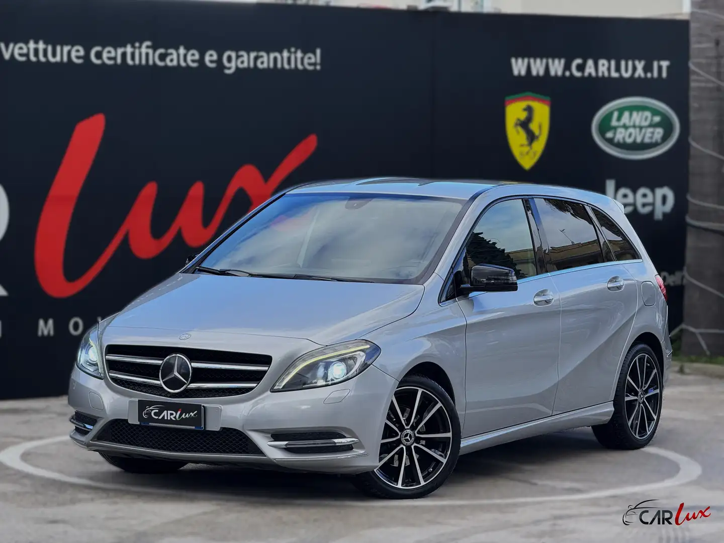 Mercedes-Benz B 180 CDI Premium Auto 109CV LED PELLE NAVI CAM Argento - 1