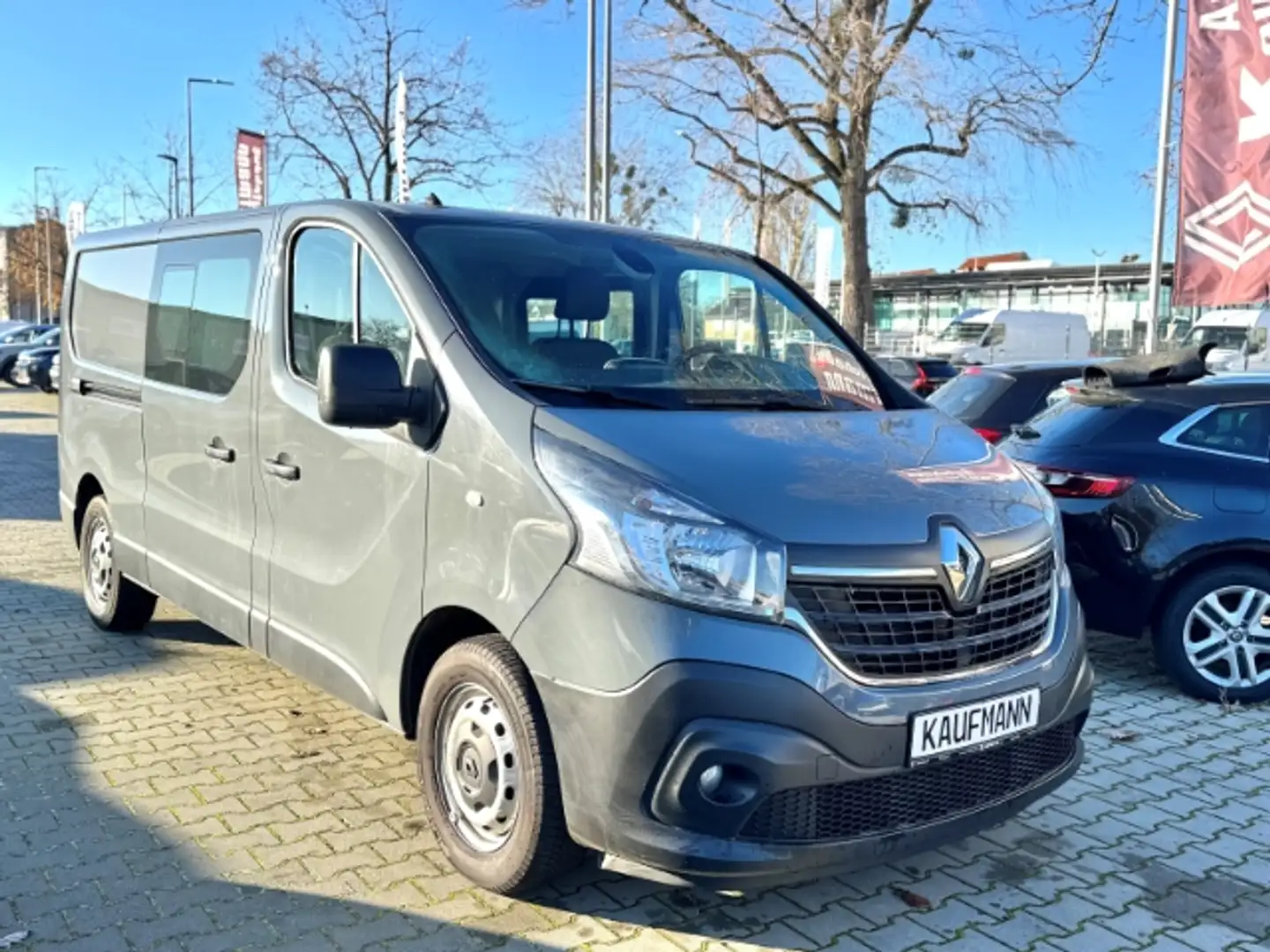 Renault Trafic L2H1 Doka 3,0t 2.0 dCi 1.HAND+AUTOM+KAMERA Grau - 1