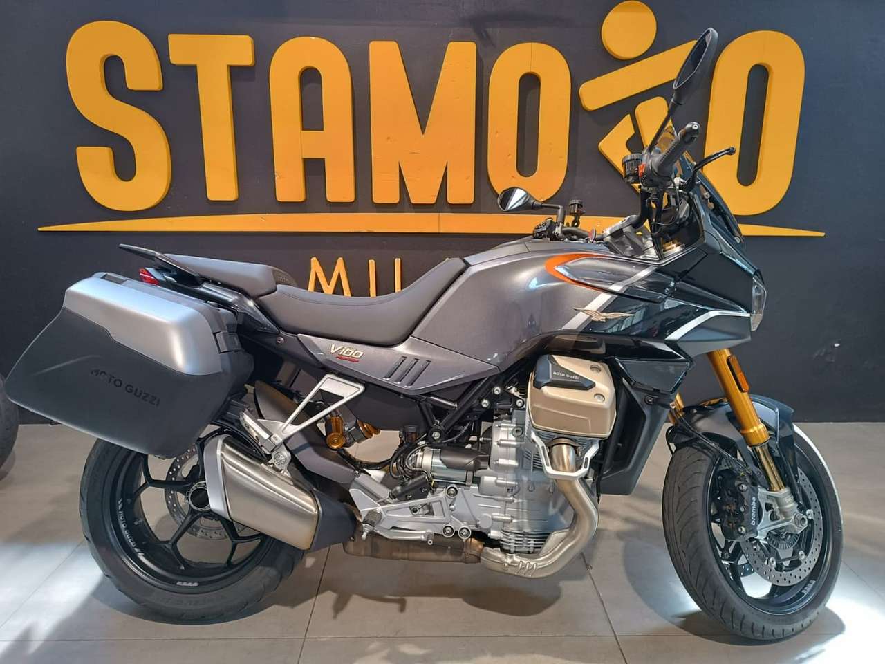 Moto Guzzi V 100 Mandello S