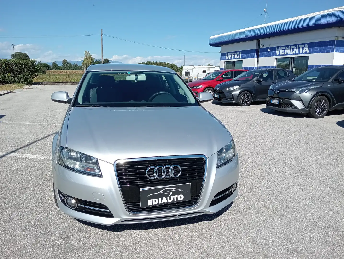 Audi A3 A3 II 2008 Sportback Sport. 1.6 tdi NEOPATENTATI Silber - 2