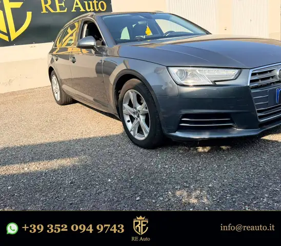 Audi A4 view 6