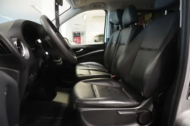 Mercedes-Benz Vito view 8
