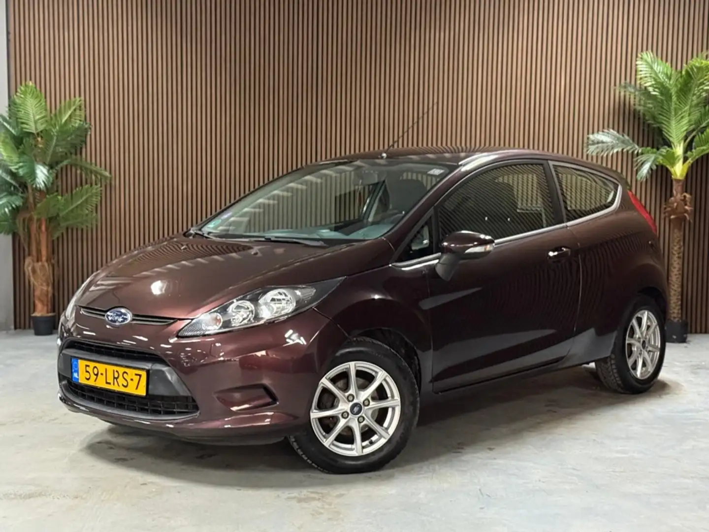Ford Fiesta 1.25 Limited Paars - 1