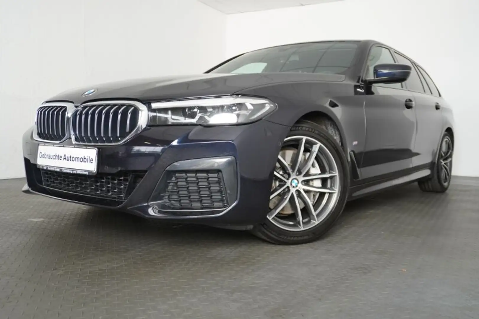 BMW 540 d xDrive Touring M Sportpaket AHK.KOMFORTSITZ Noir - 2