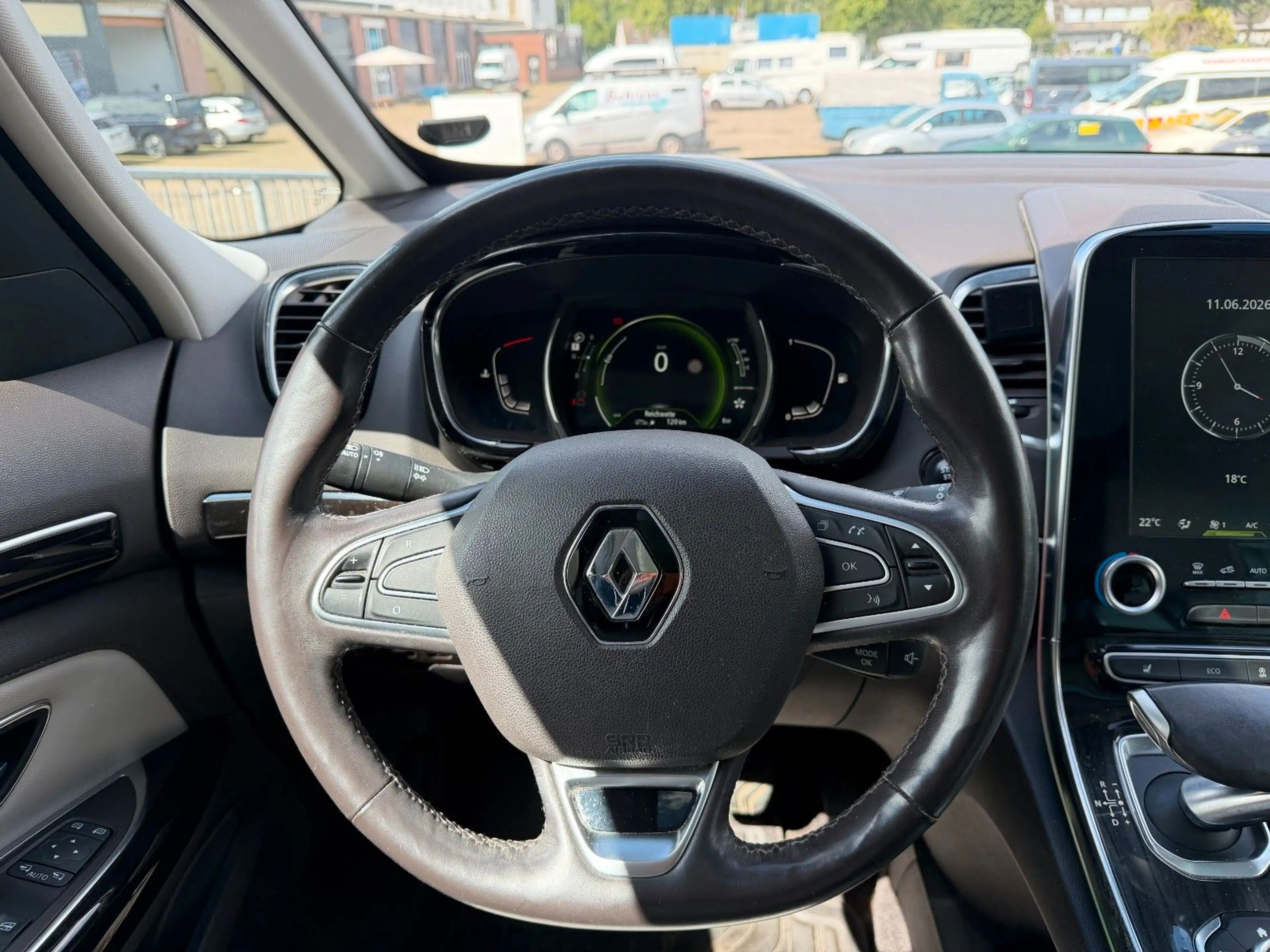 Renault Espace V Elysée 1.8 TCe 225 — photo 13