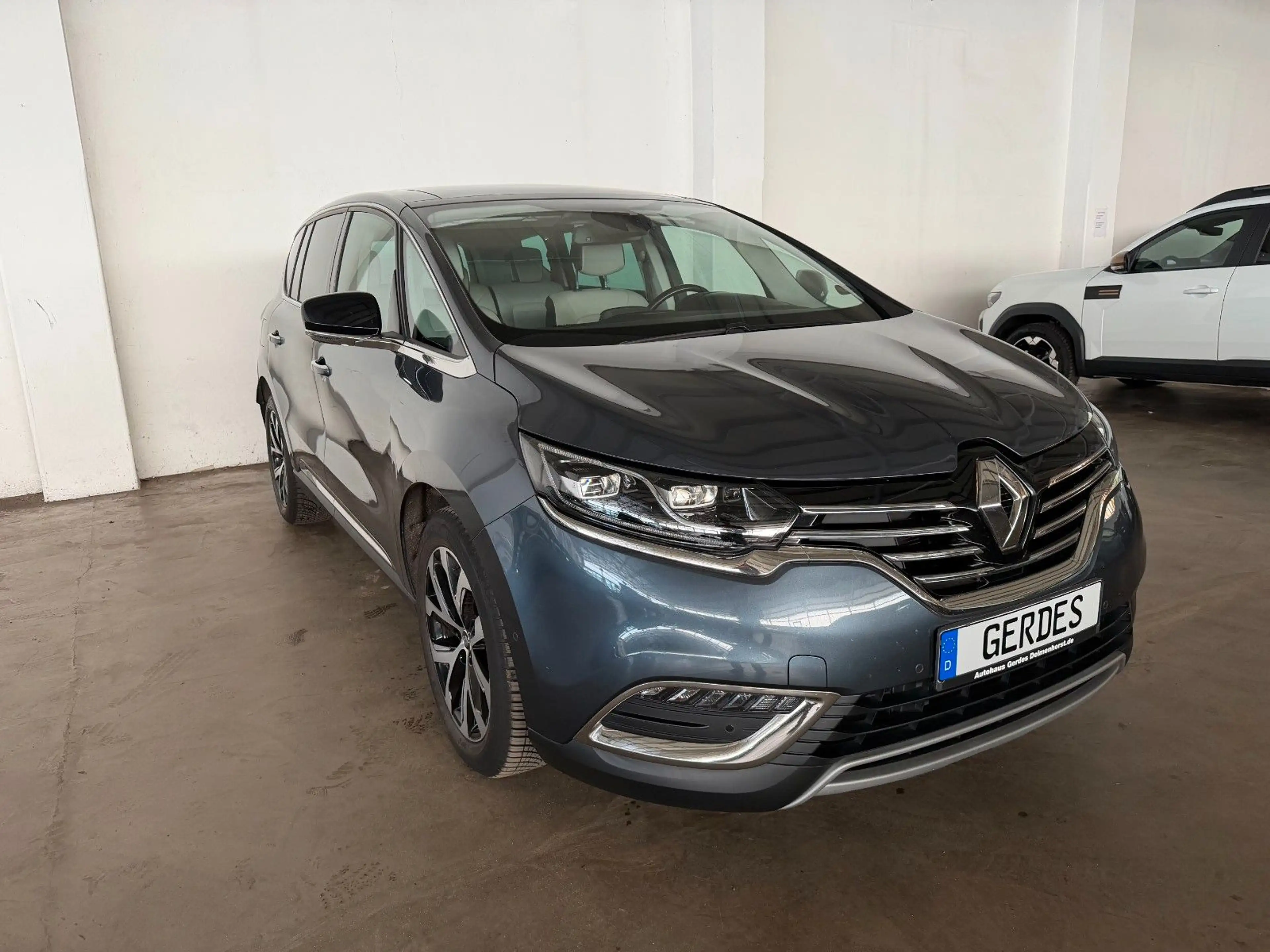 Renault Espace V Elysée 1.8 TCe 225 — photo 6