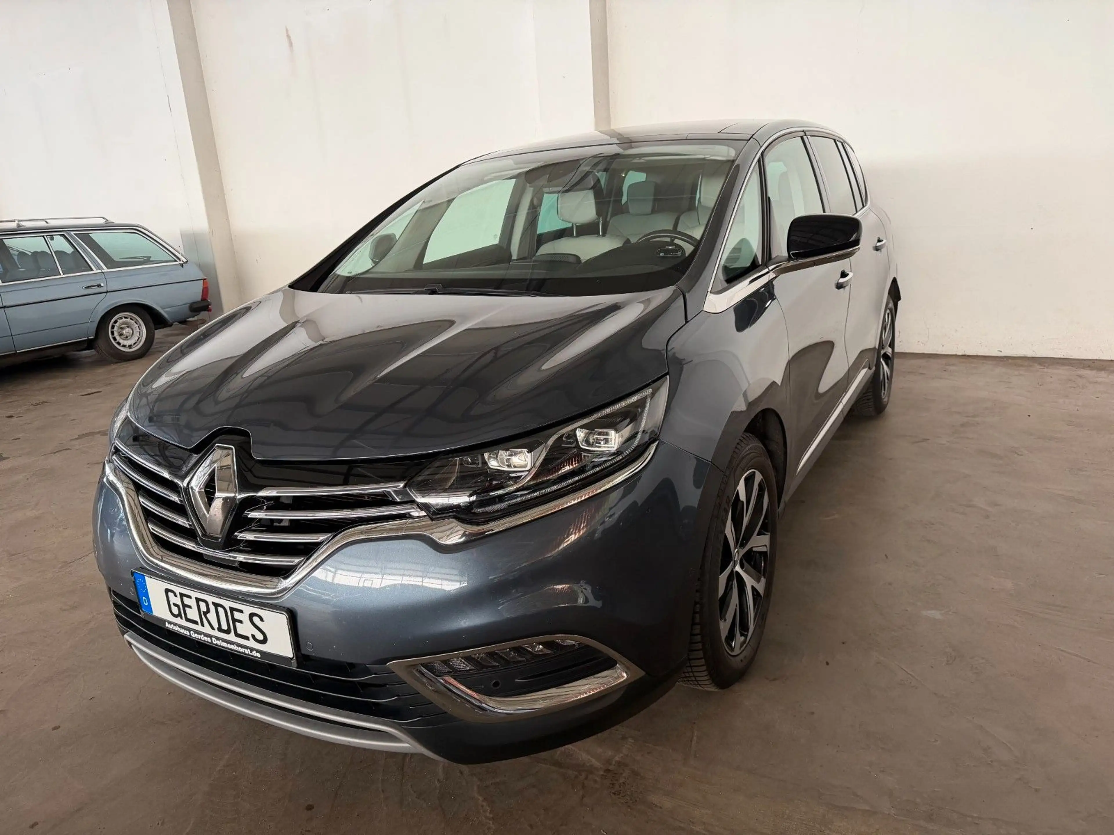 Renault Espace V Elysée 1.8 TCe 225 — photo 8