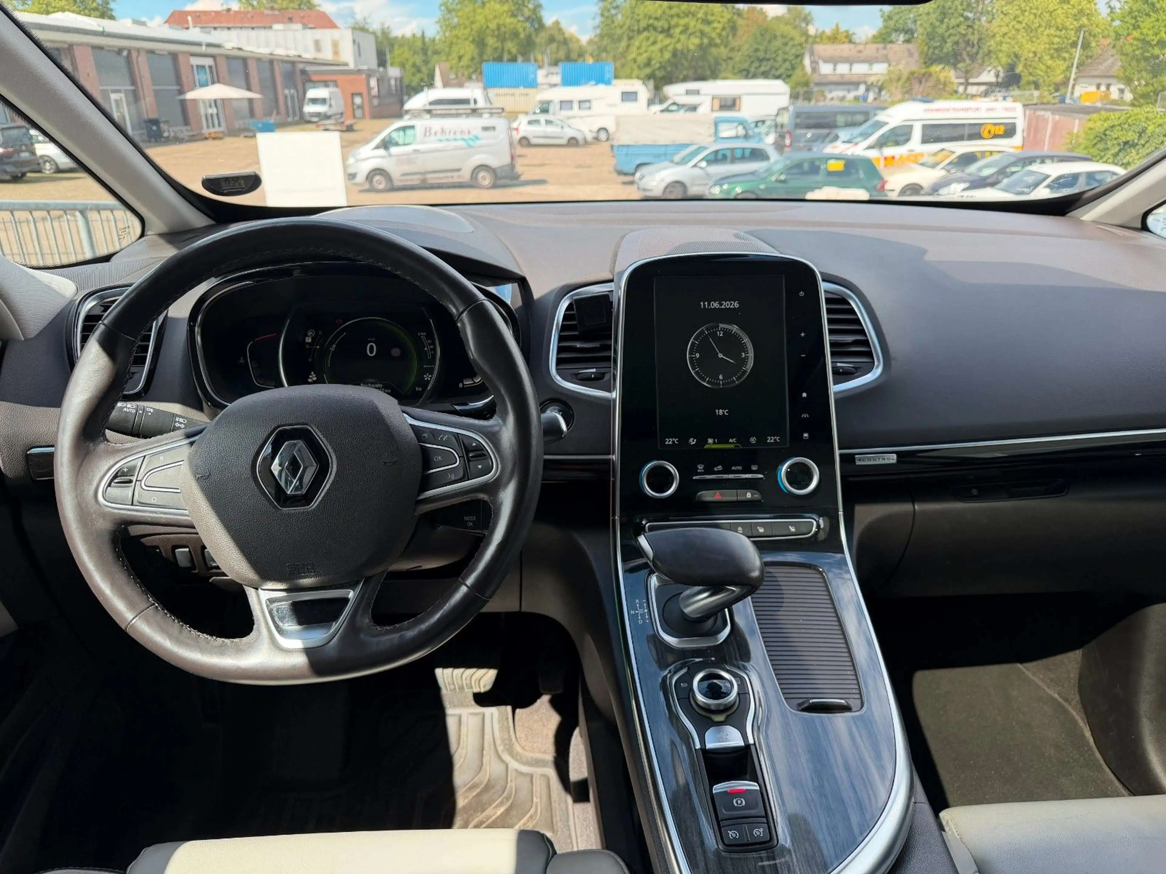 Renault Espace V Elysée 1.8 TCe 225 — photo 14