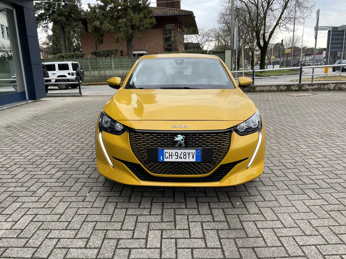 Peugeot 208 Elettrica Active Pack 100kW Yellow - 2