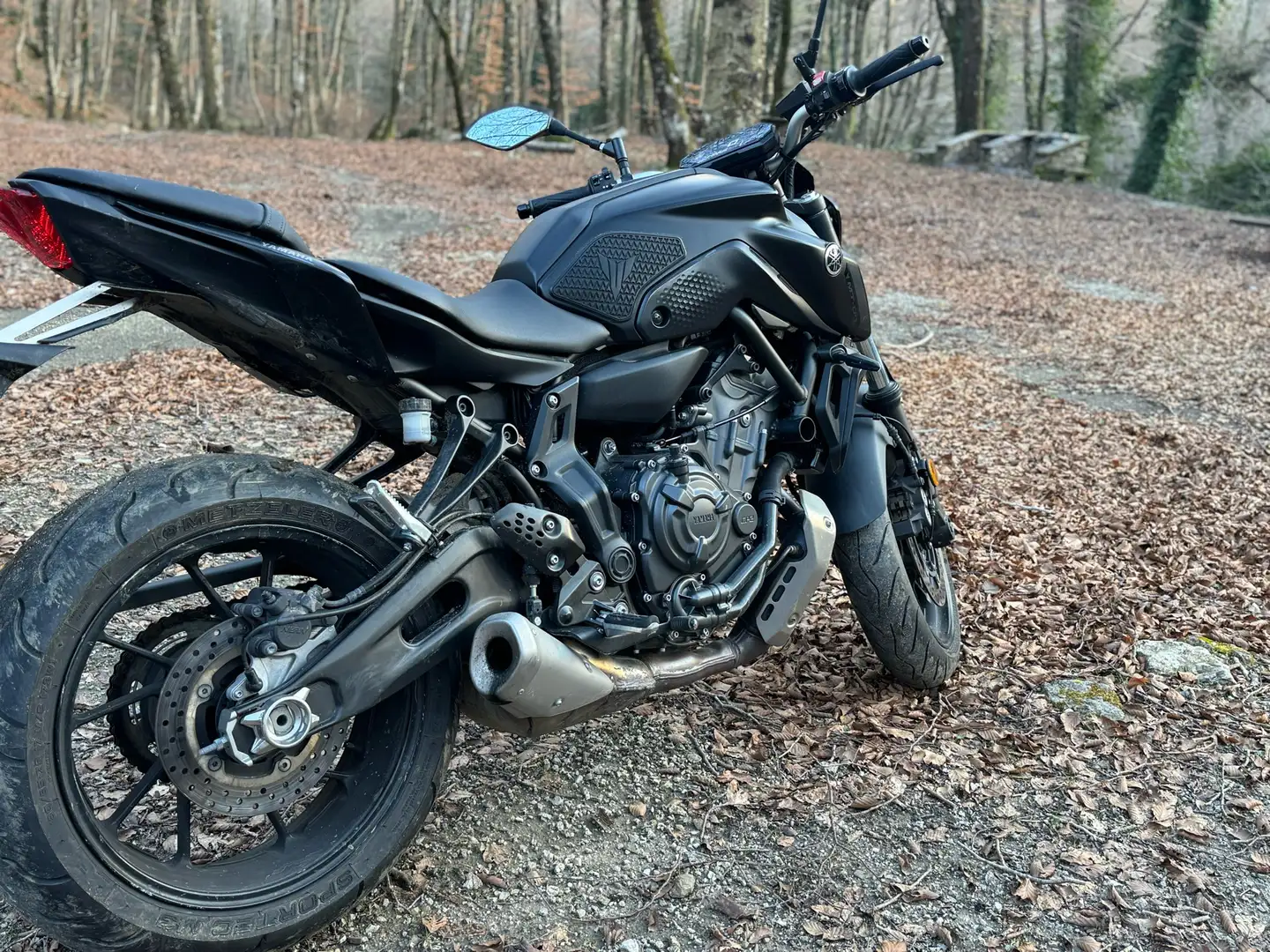 Yamaha MT-07 Mt Negru - 2