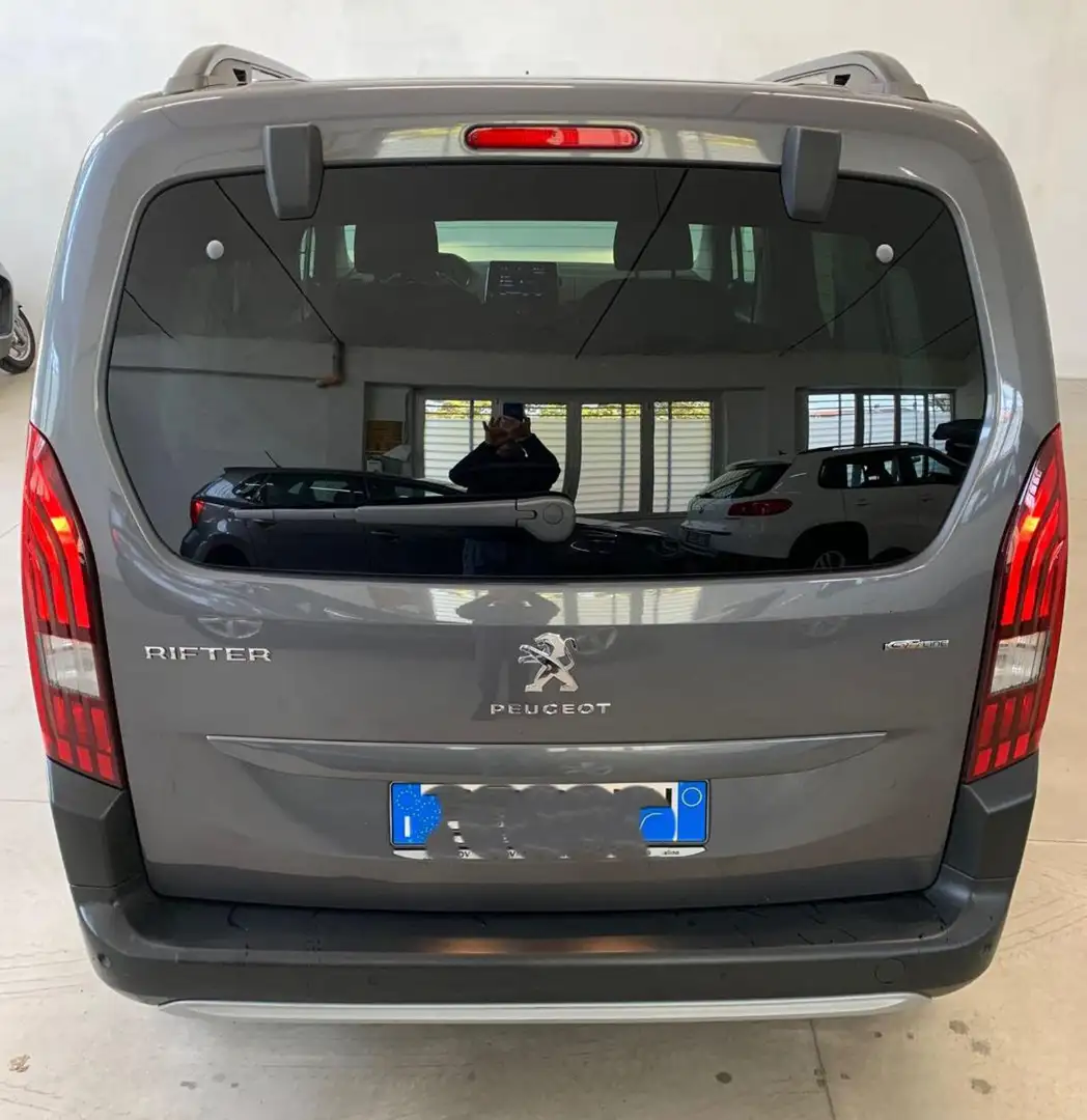 Peugeot Rifter Puretech 110 S&S GT Line Standard Gris - 2