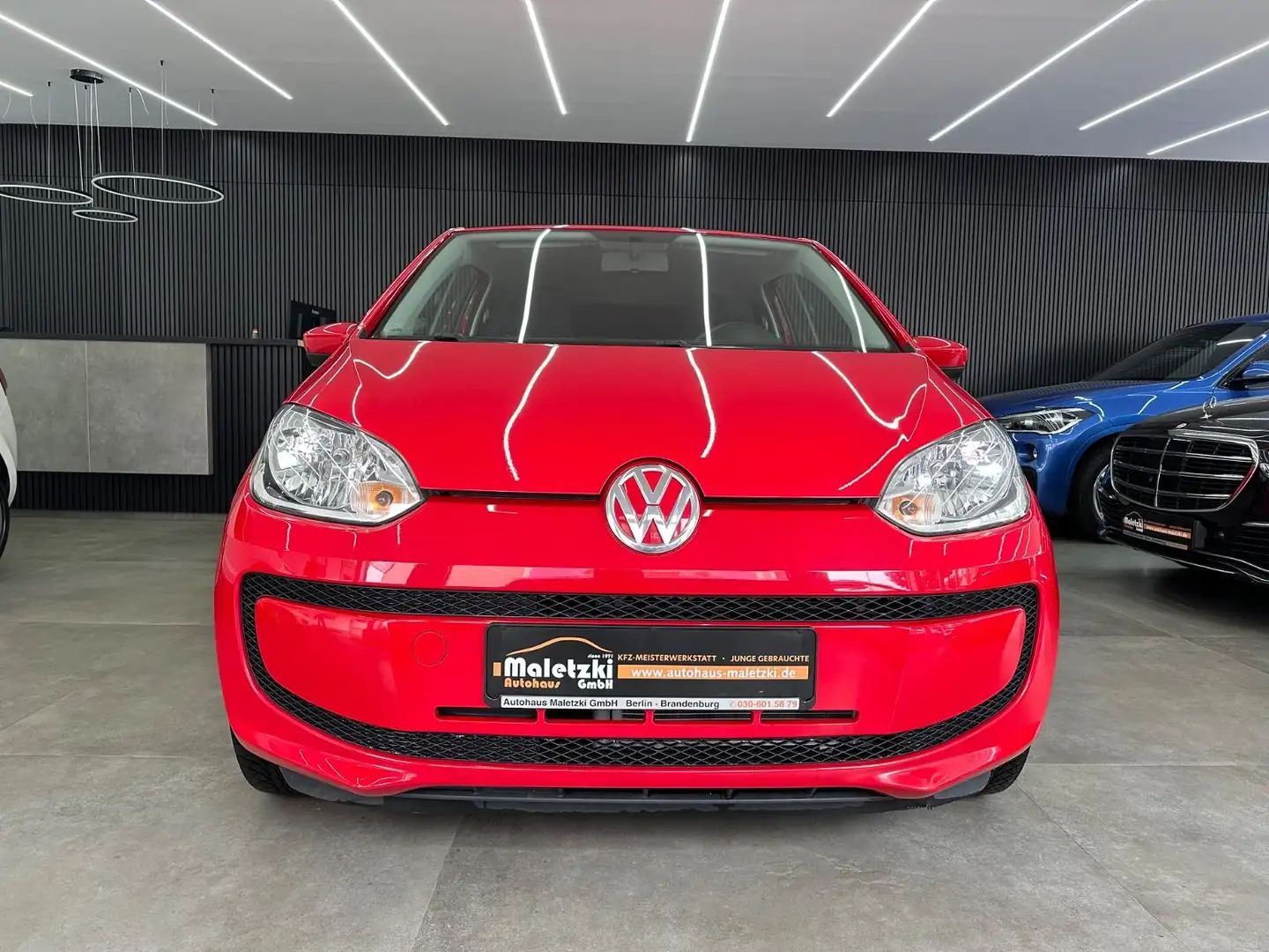 Volkswagen up! 1.0 move up!*Klima*Radio*El.Fenster* Rojo - 2