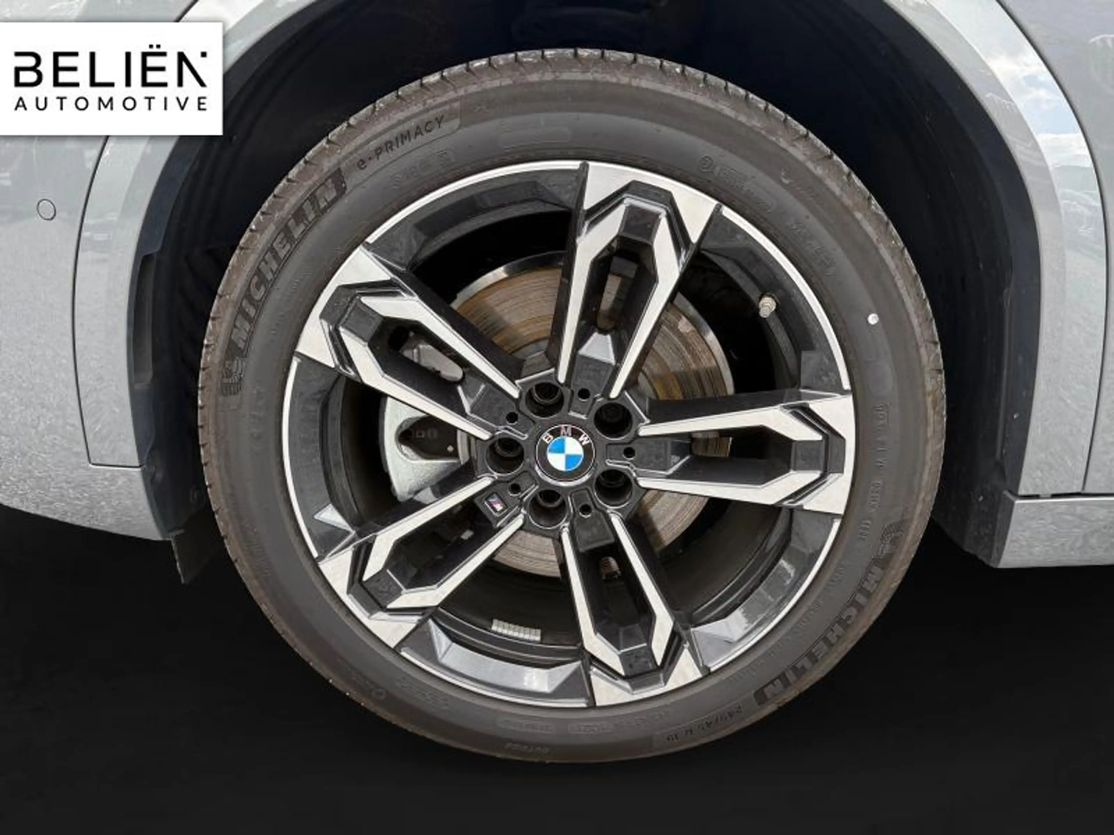 BMW iX2 xDrive30 — photo 5