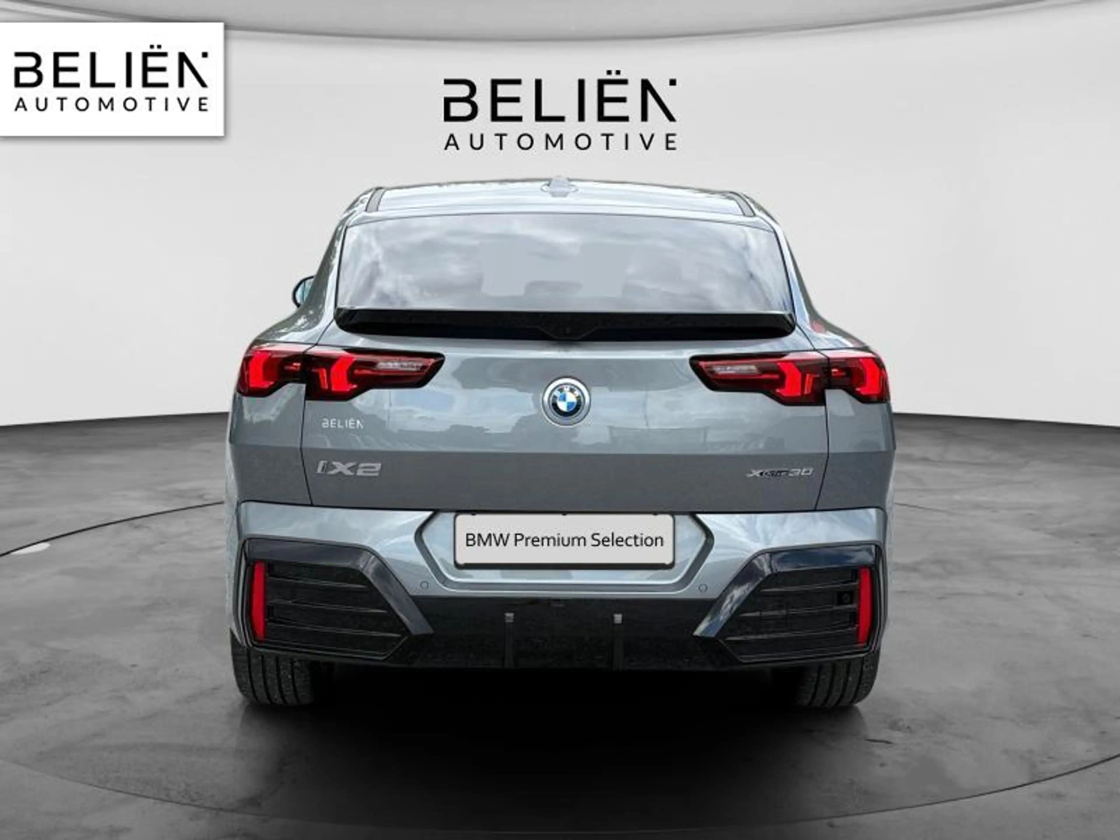 BMW iX2 xDrive30 — photo 4