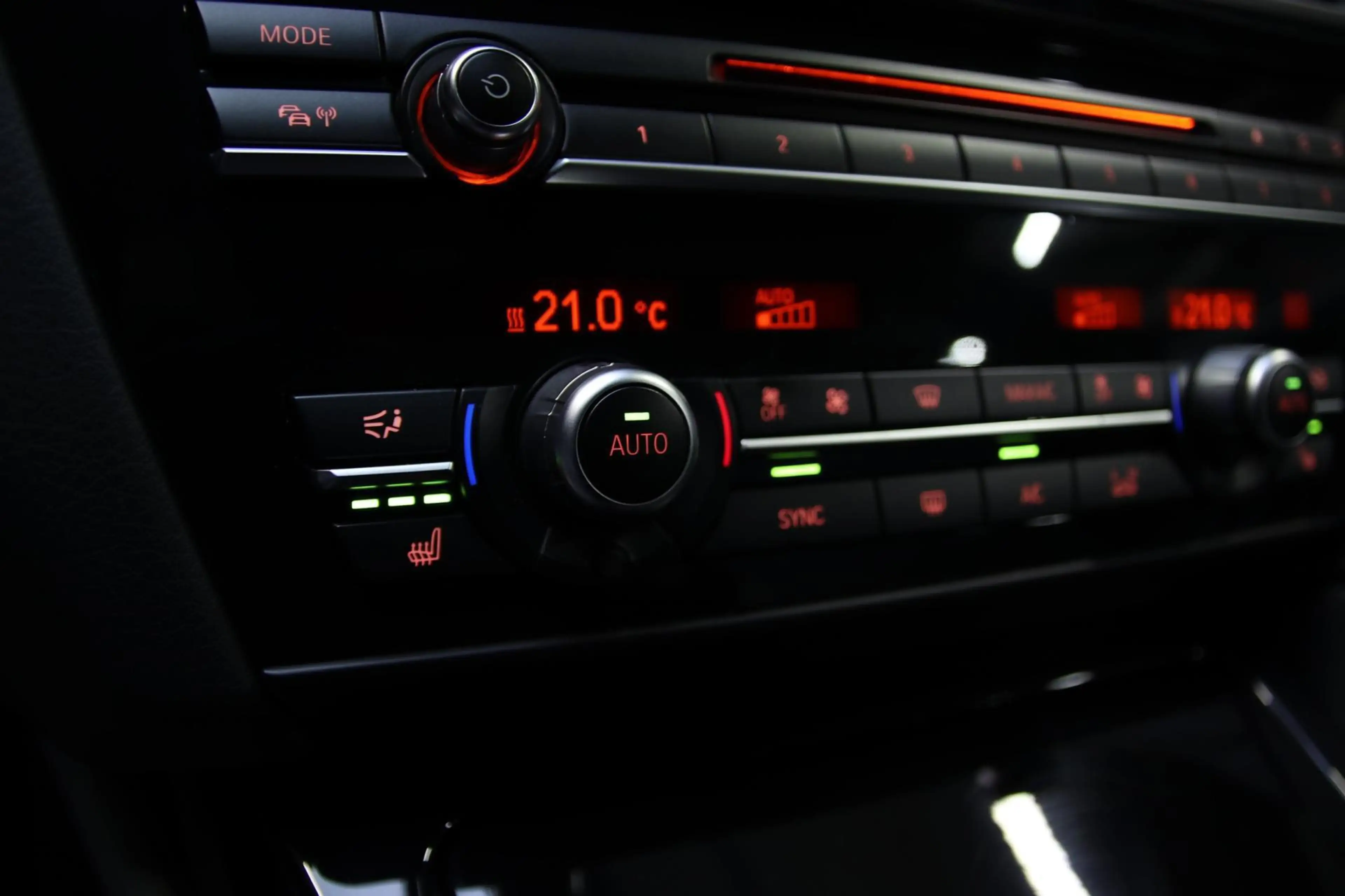 BMW M6 6 Serie Gran Coupé Competition CARBON-HUD-360-H&K — photo 15