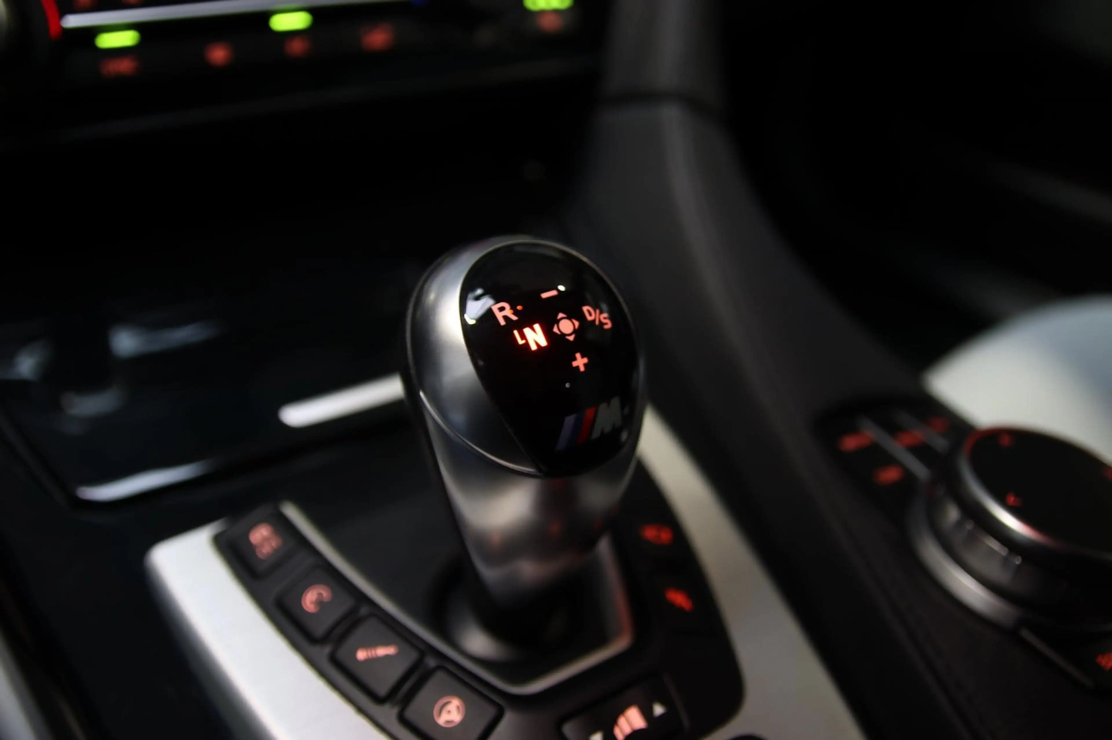 BMW M6 6 Serie Gran Coupé Competition CARBON-HUD-360-H&K — photo 14