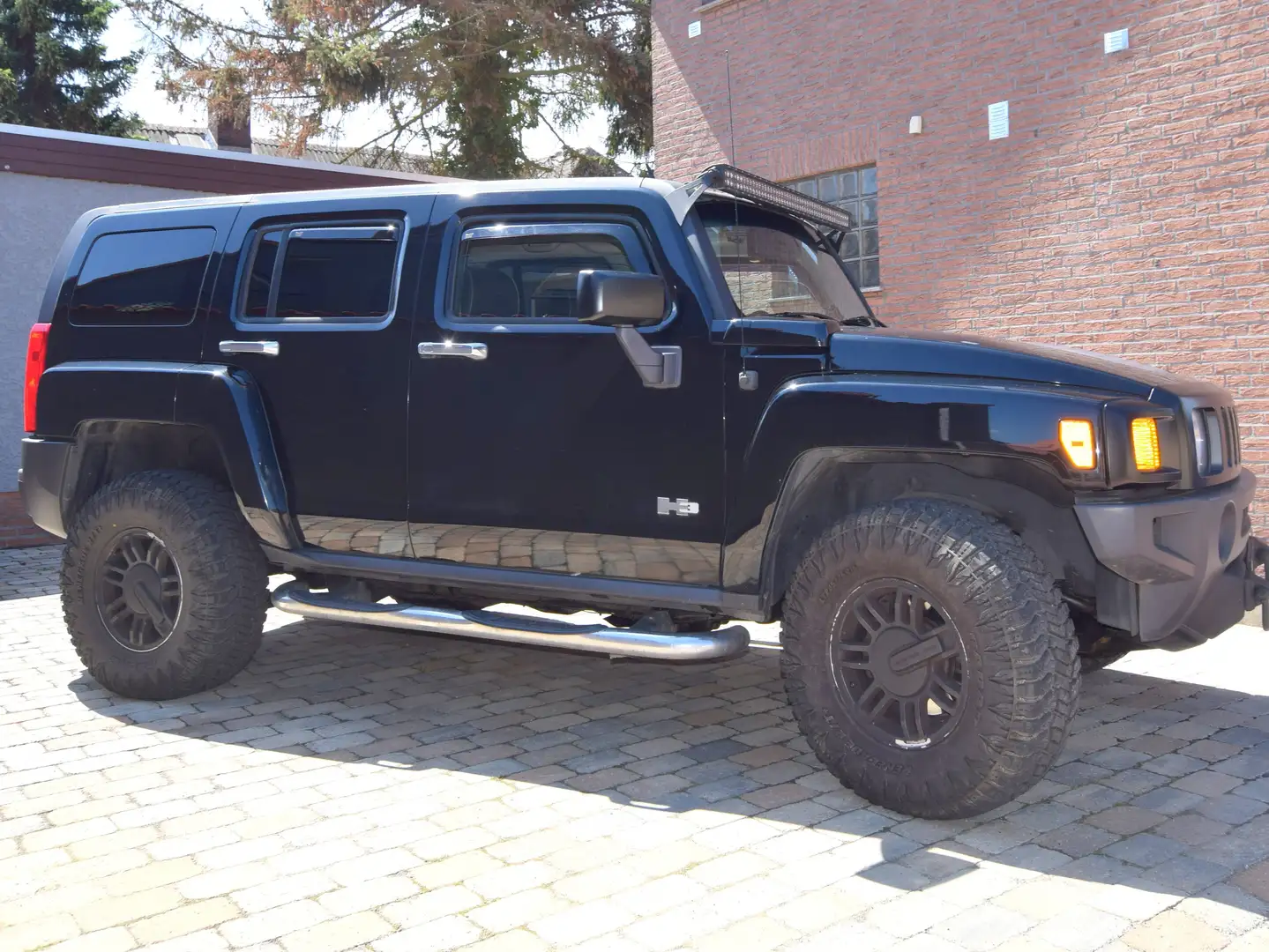 HUMMER H3 Model Aplha Fekete - 1