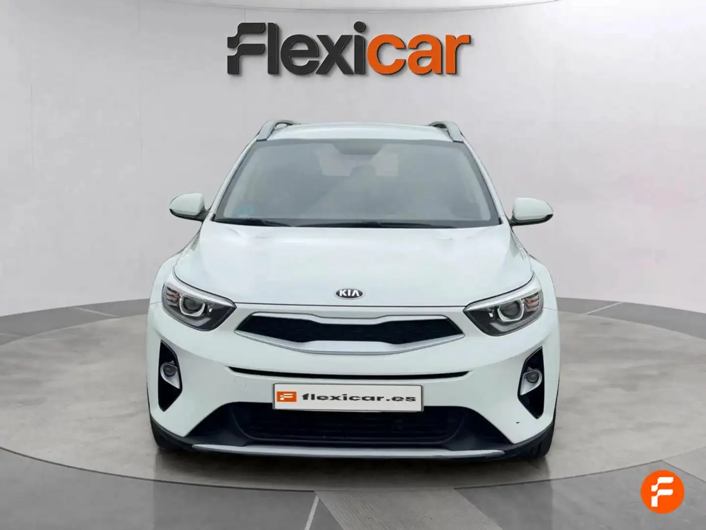 Kia Stonic 1.0 T-GDi 74kW (100CV) Drive Blanco - 2