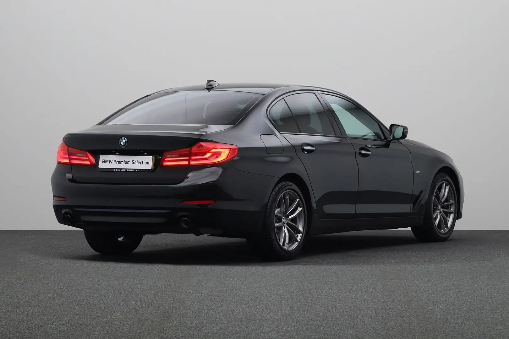 BMW 520 5-serie sedan 520i High Executive | Sportline | PD Schwarz - 2