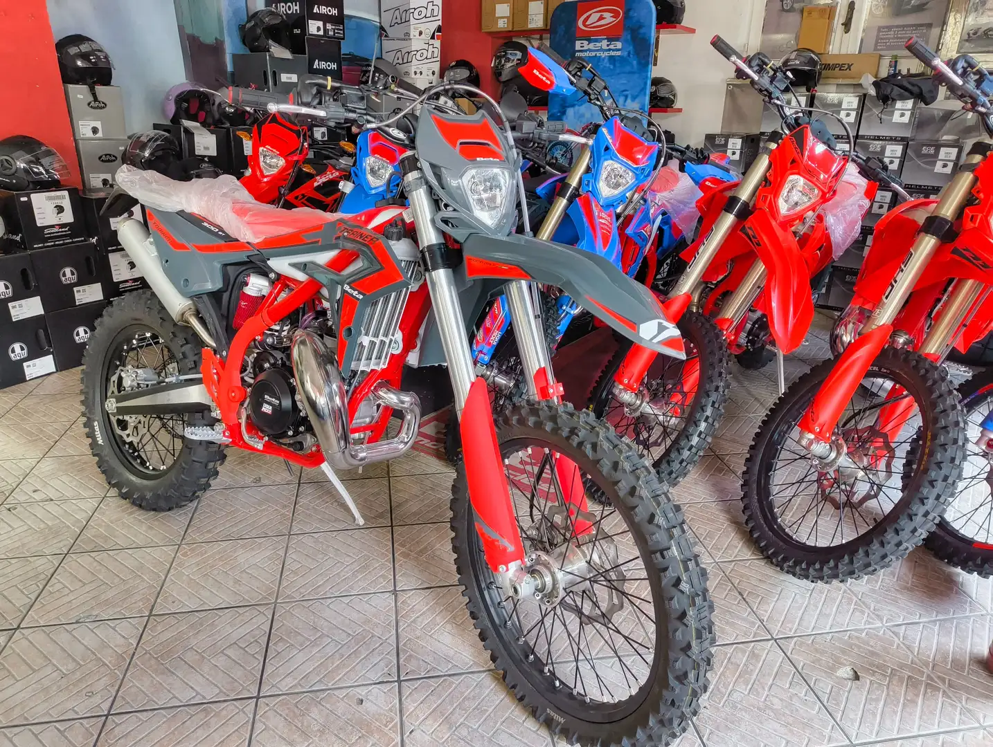 Beta Xtrainer 300 2T 2025 Rosso - 2