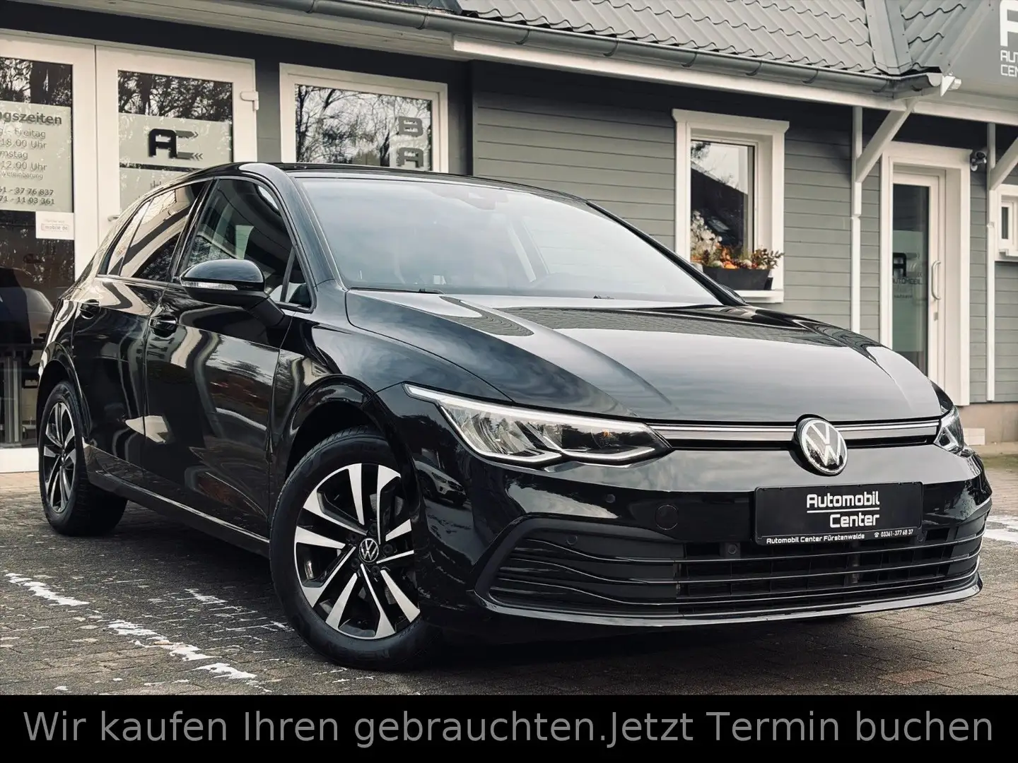 Volkswagen Golf VIII Lim. United+SHZ+CarPlay+Alu+PDC+Navi+ Schwarz - 1