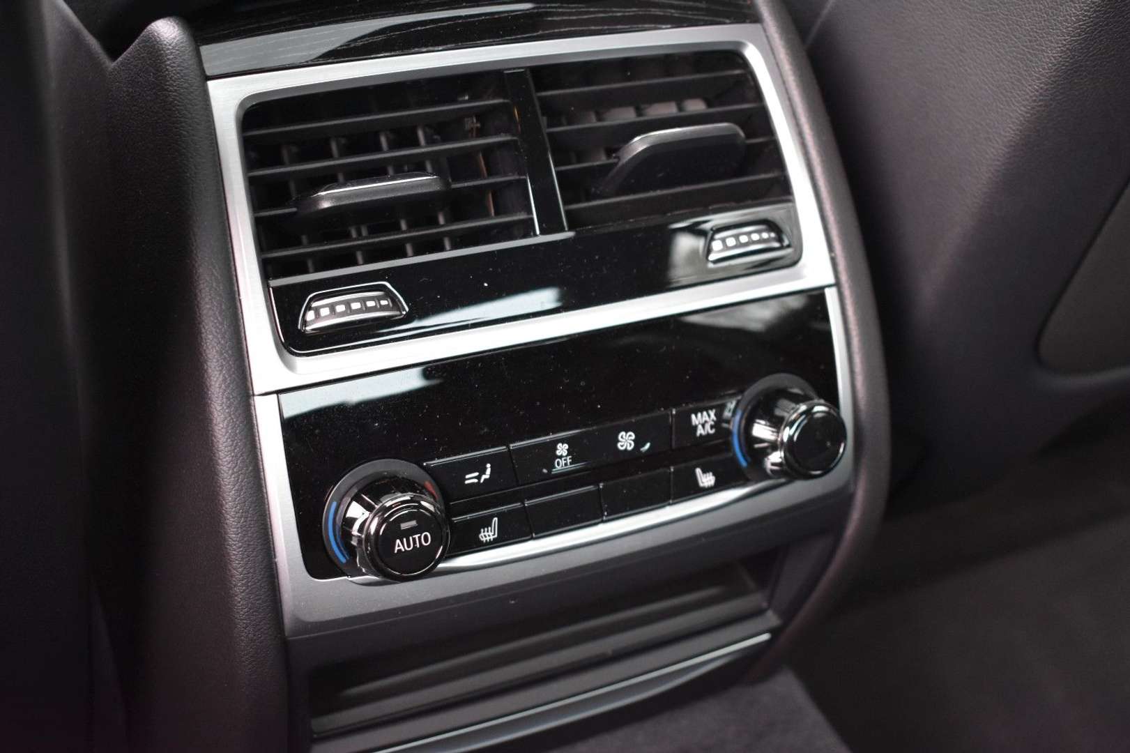 BMW Série 7 740d XDrive - 2022 - Joinsteer - #13