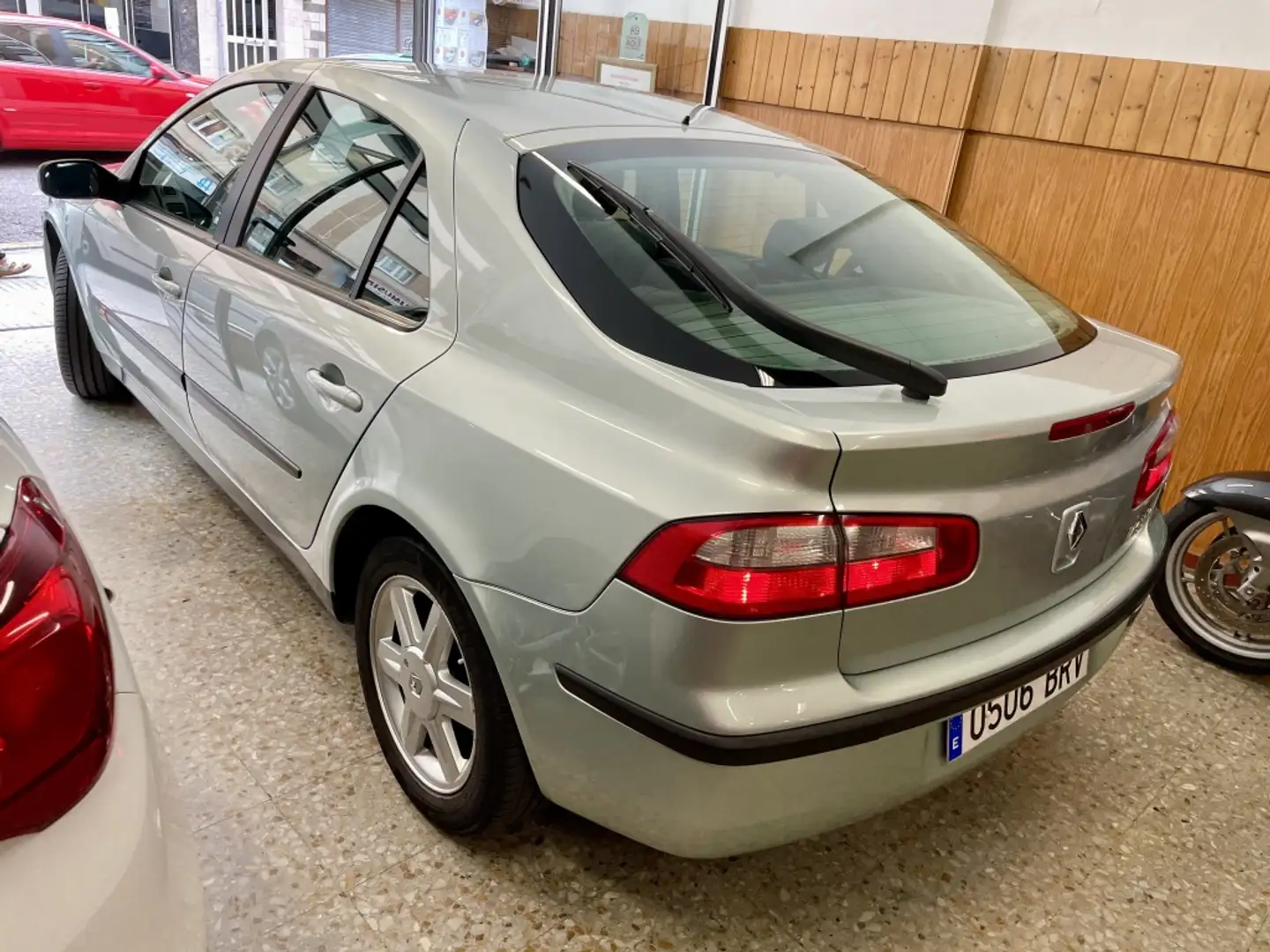 Renault Laguna 1.9DCi Dynamique 120 - 2