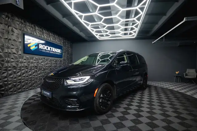 Chrysler Pacifica 3.6 V6 Night Paket *LED*CarPlay*7Sitze*