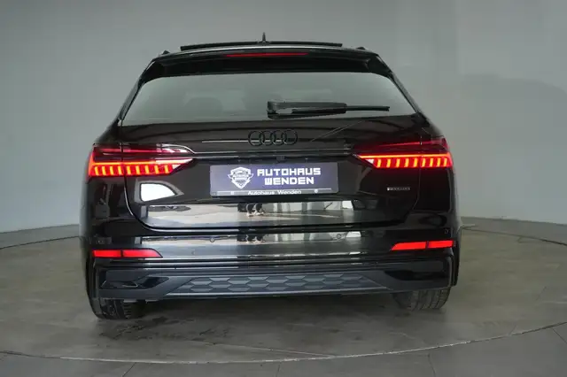 Audi A6 view 6