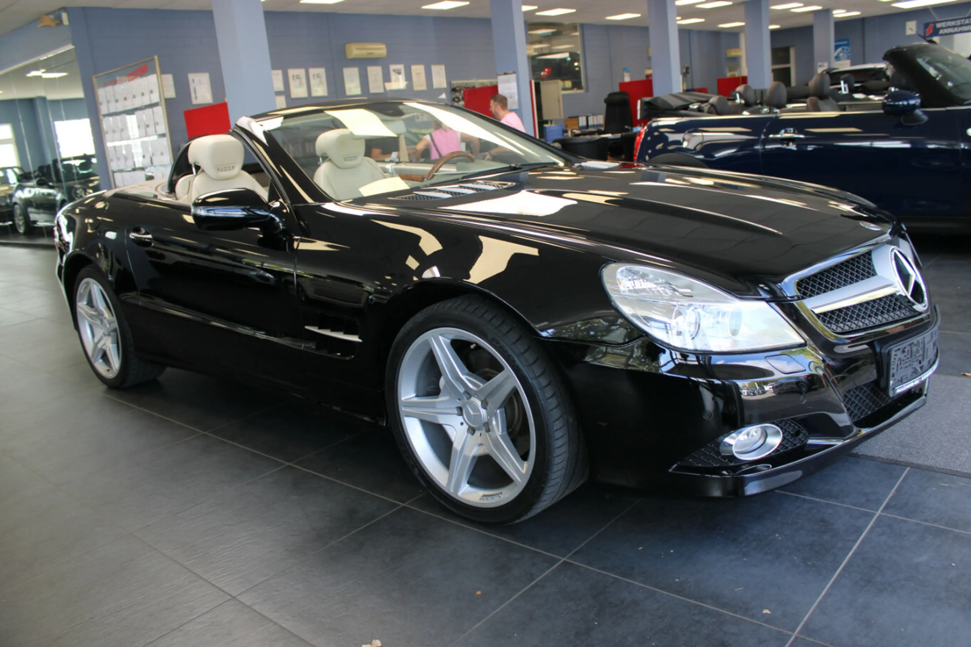 Mercedes-Benz SL 300 7G-TRONIC Cabrio