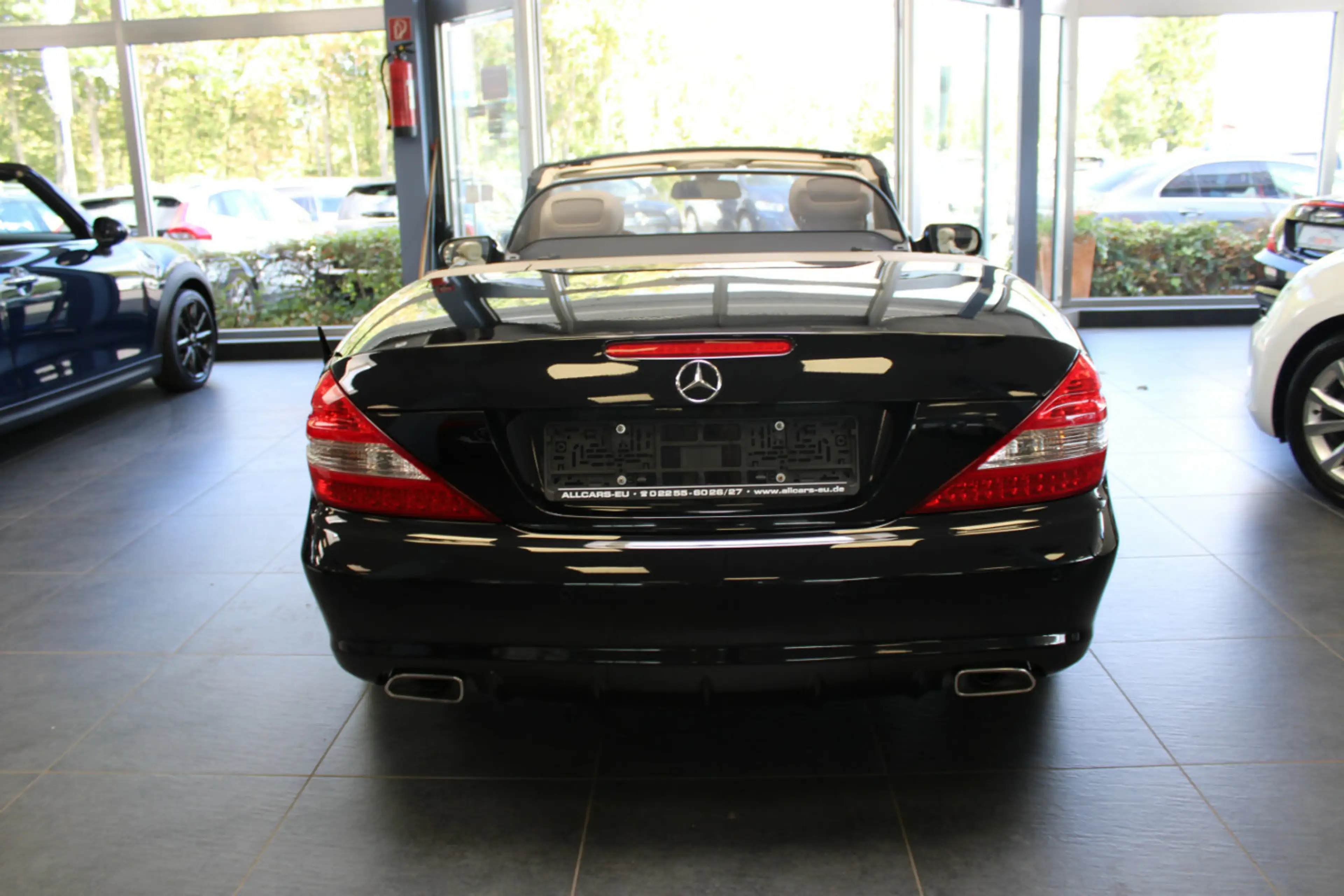 Mercedes-Benz SL 300 7G-TRONIC Cabrio — photo 5