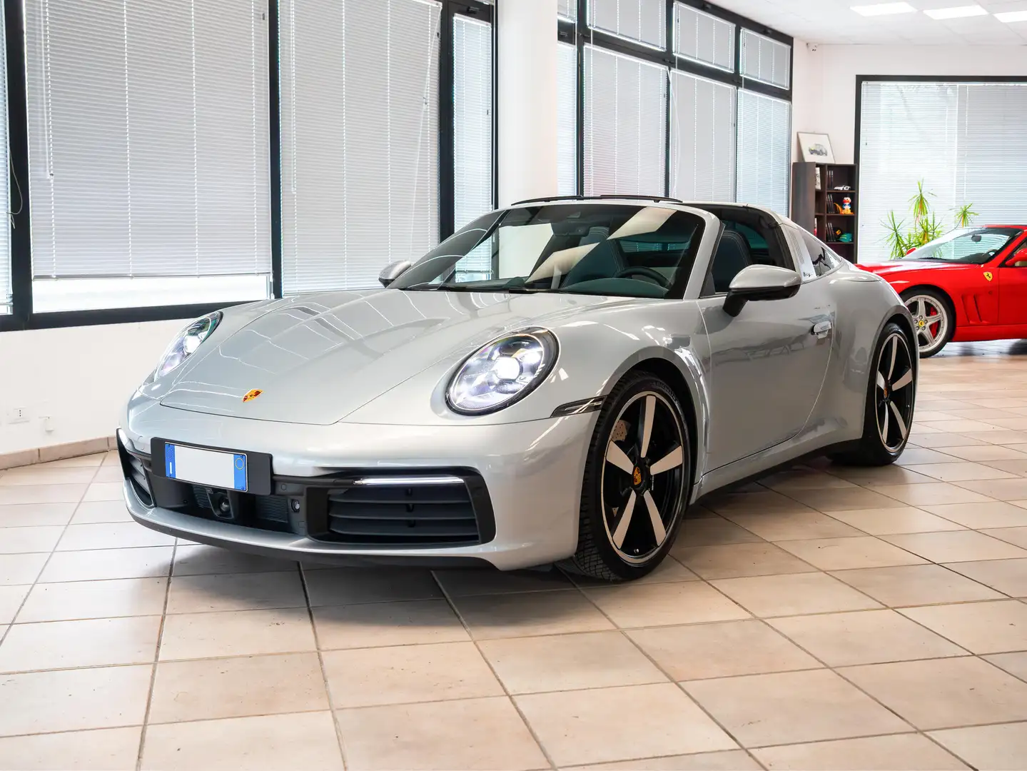 Porsche 911 992 Targa 3.0 4S auto Grau - 1