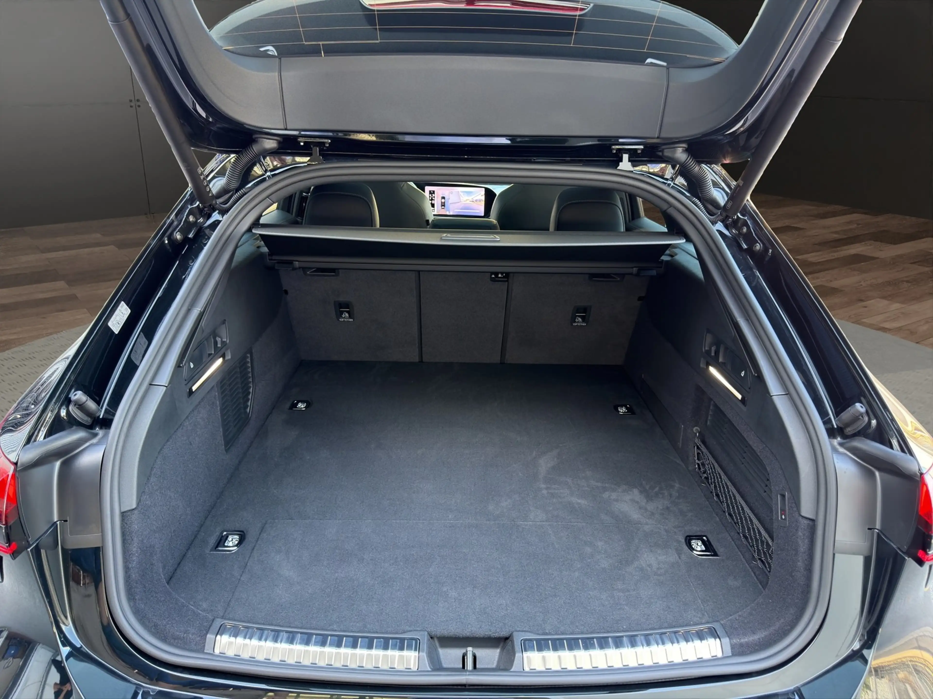 Audi A6 allroad TFSI e-hybrid quattro — photo 13