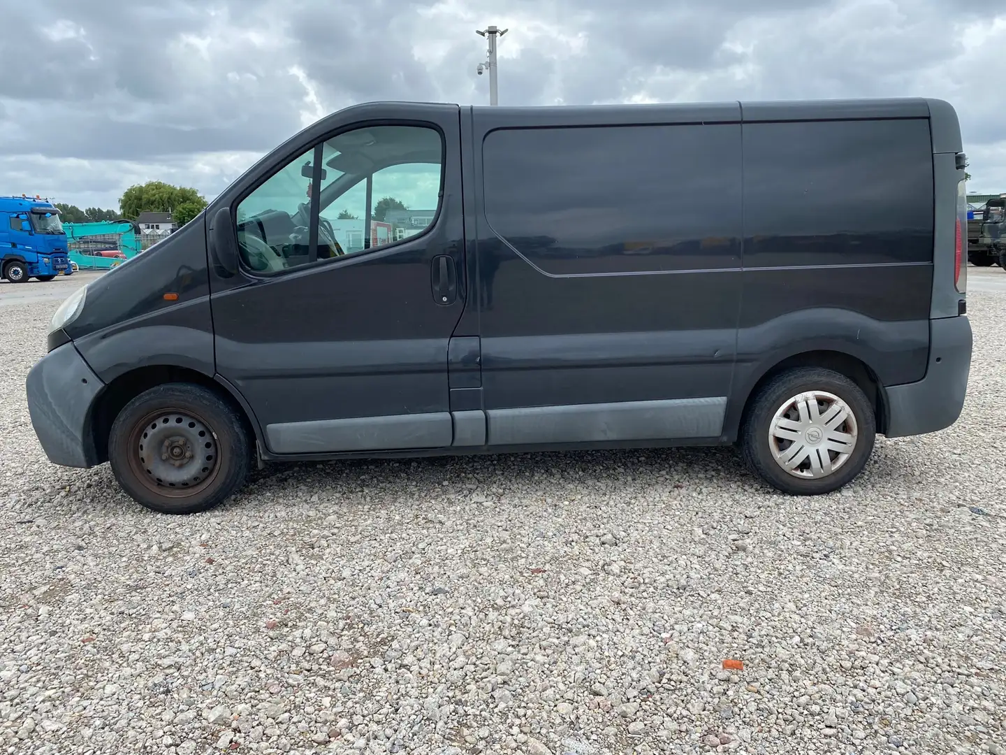 Opel Vivaro 2006 * 1.9 CDTI L1H1 * AIRCO * 6 bak * LADDER - 2