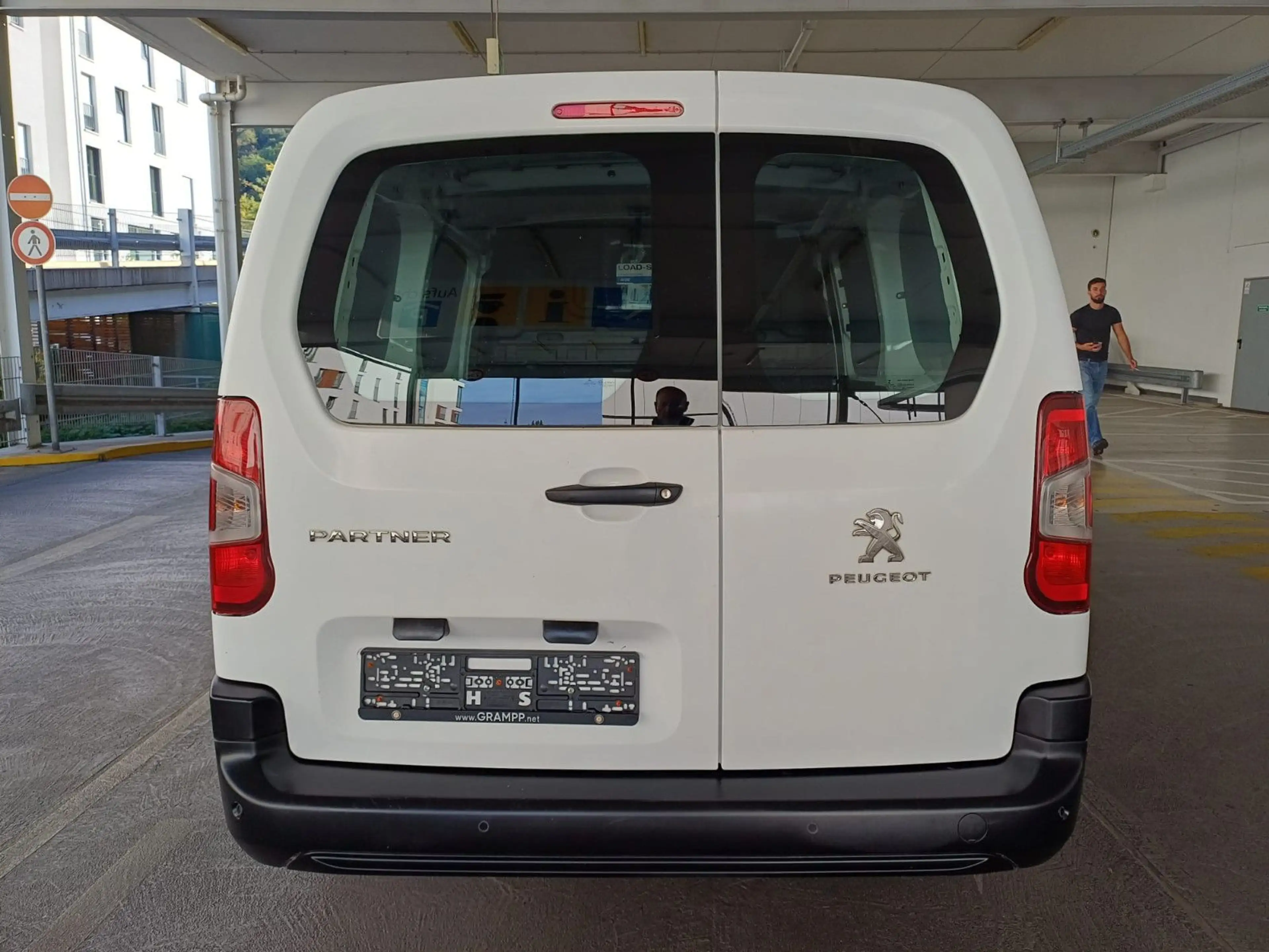 Peugeot Partner Premium L2 — photo 12