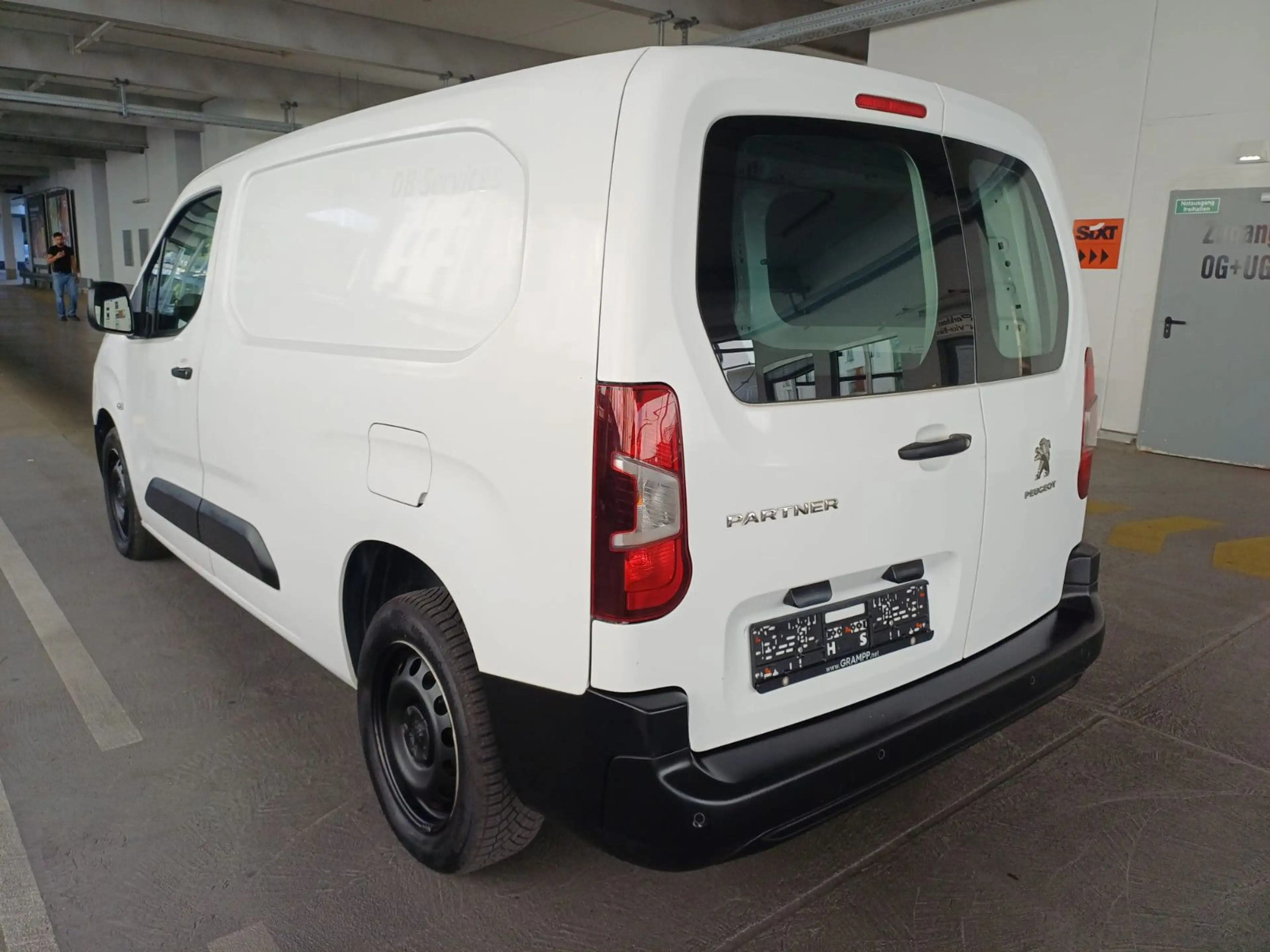Peugeot Partner Premium L2 — photo 13