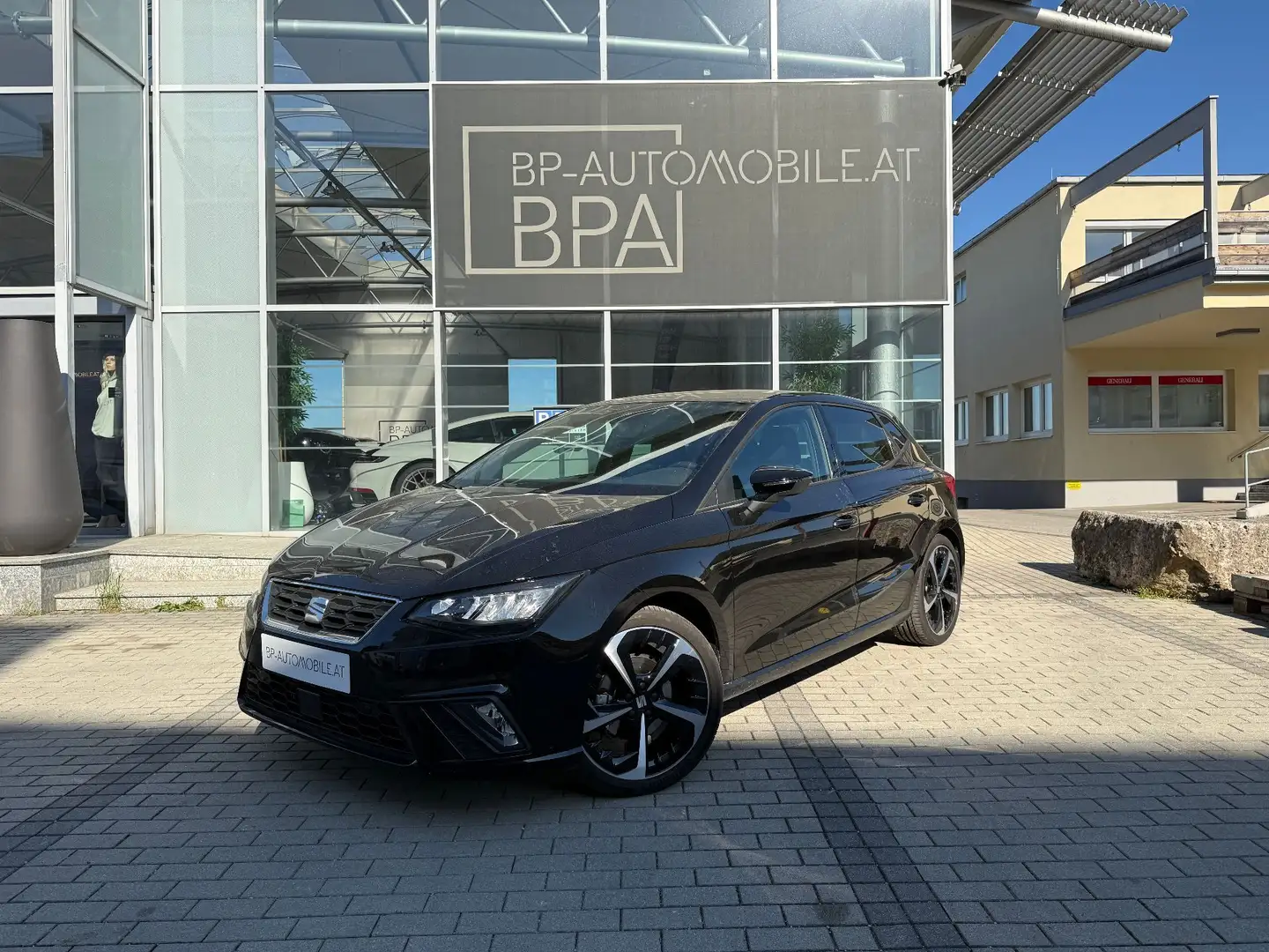 SEAT Ibiza 1.0 FR DSG // 5J./100.000Km Garantie // Schwarz - 1