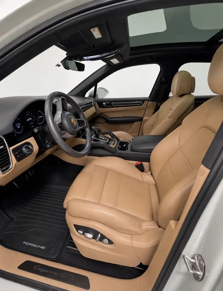 Porsche Cayenne снимка Porsche Cayenne