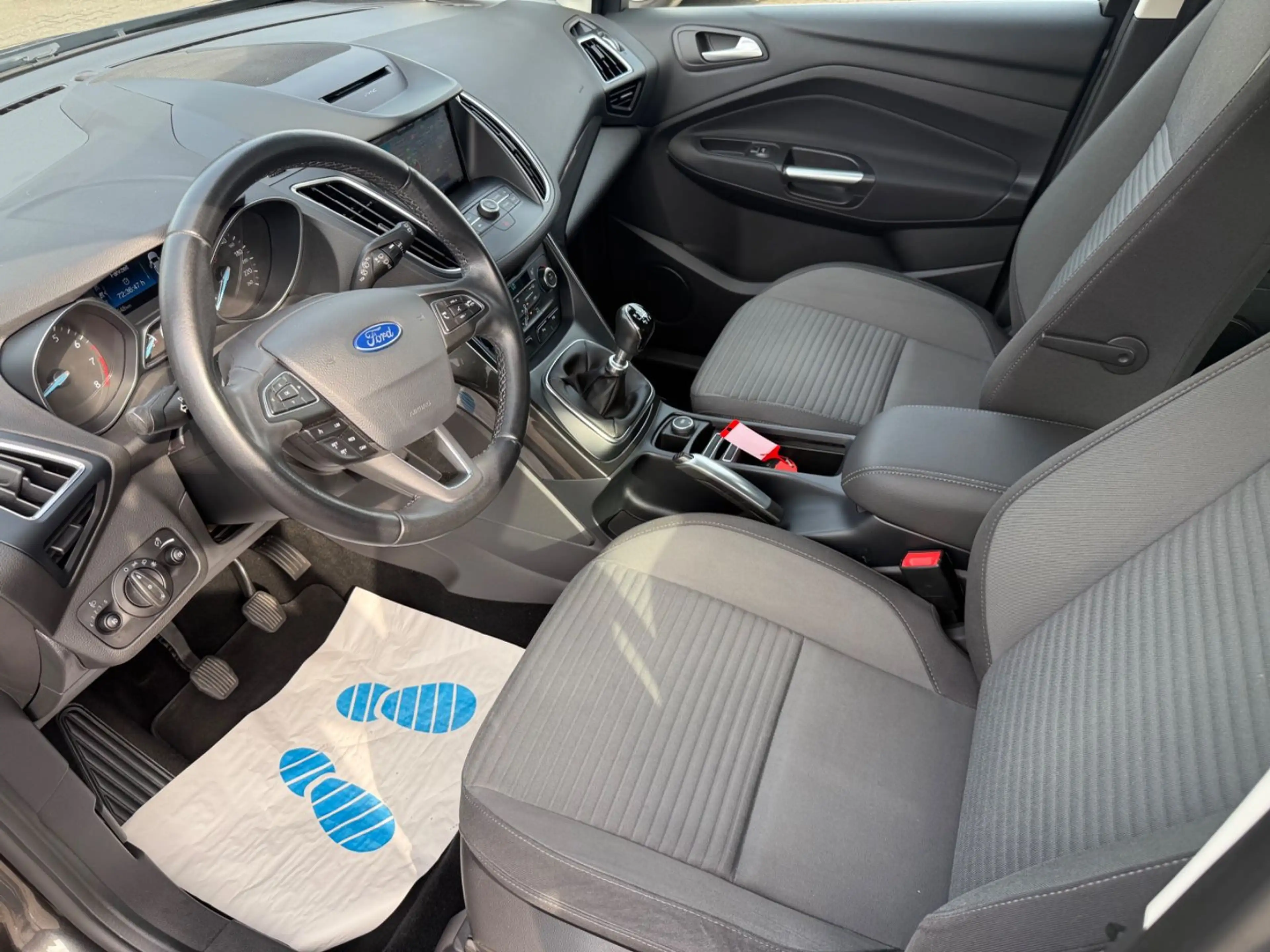 Ford Grand C-Max Grand C-MAX Titanium — photo 9