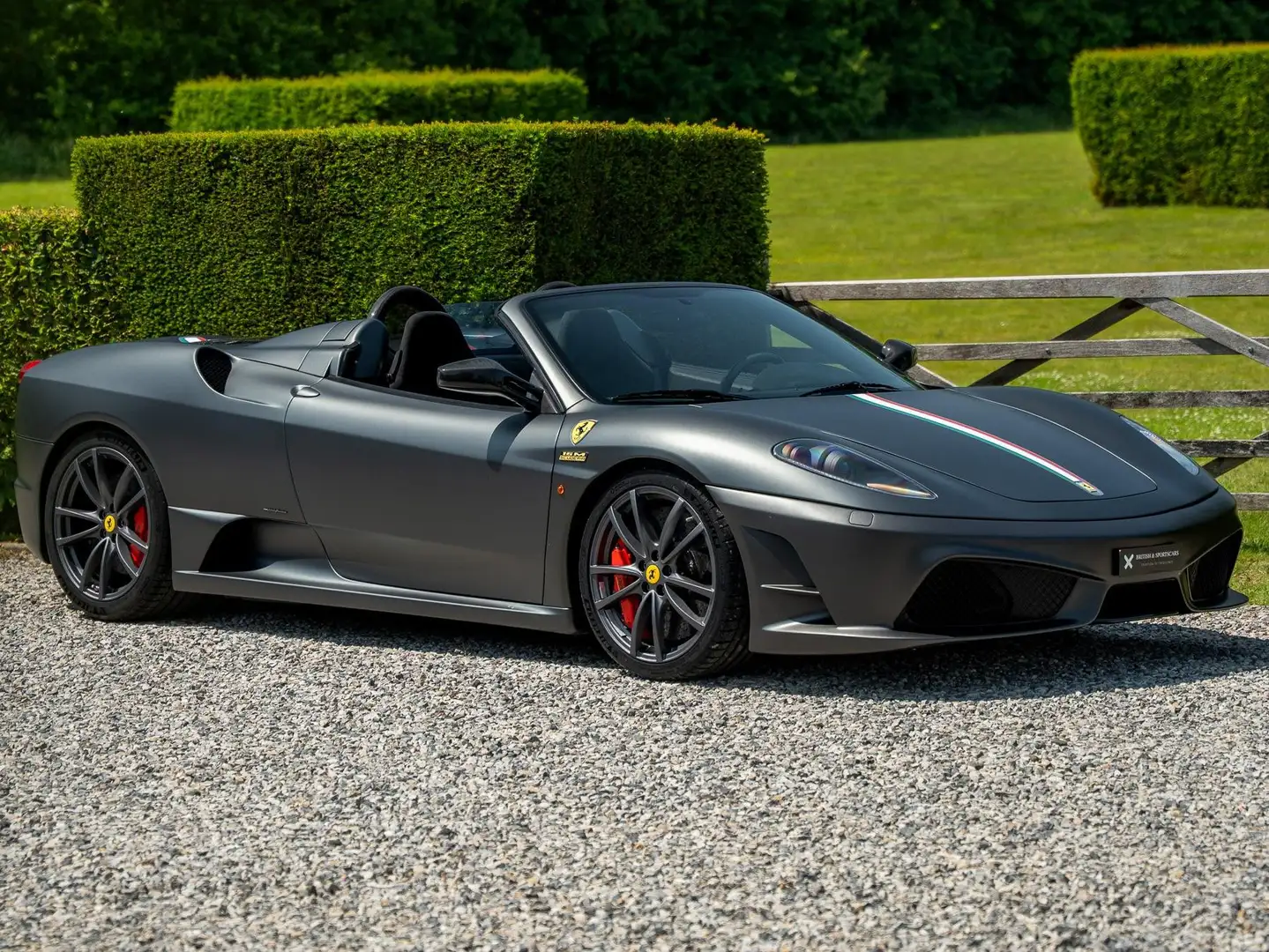 Ferrari 430 Scuderia Spider 16M - 1 of 499 - 1 Owner Grau - 1