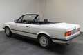 BMW 320 i Cabriolet Automatik Weiß - thumbnail 5
